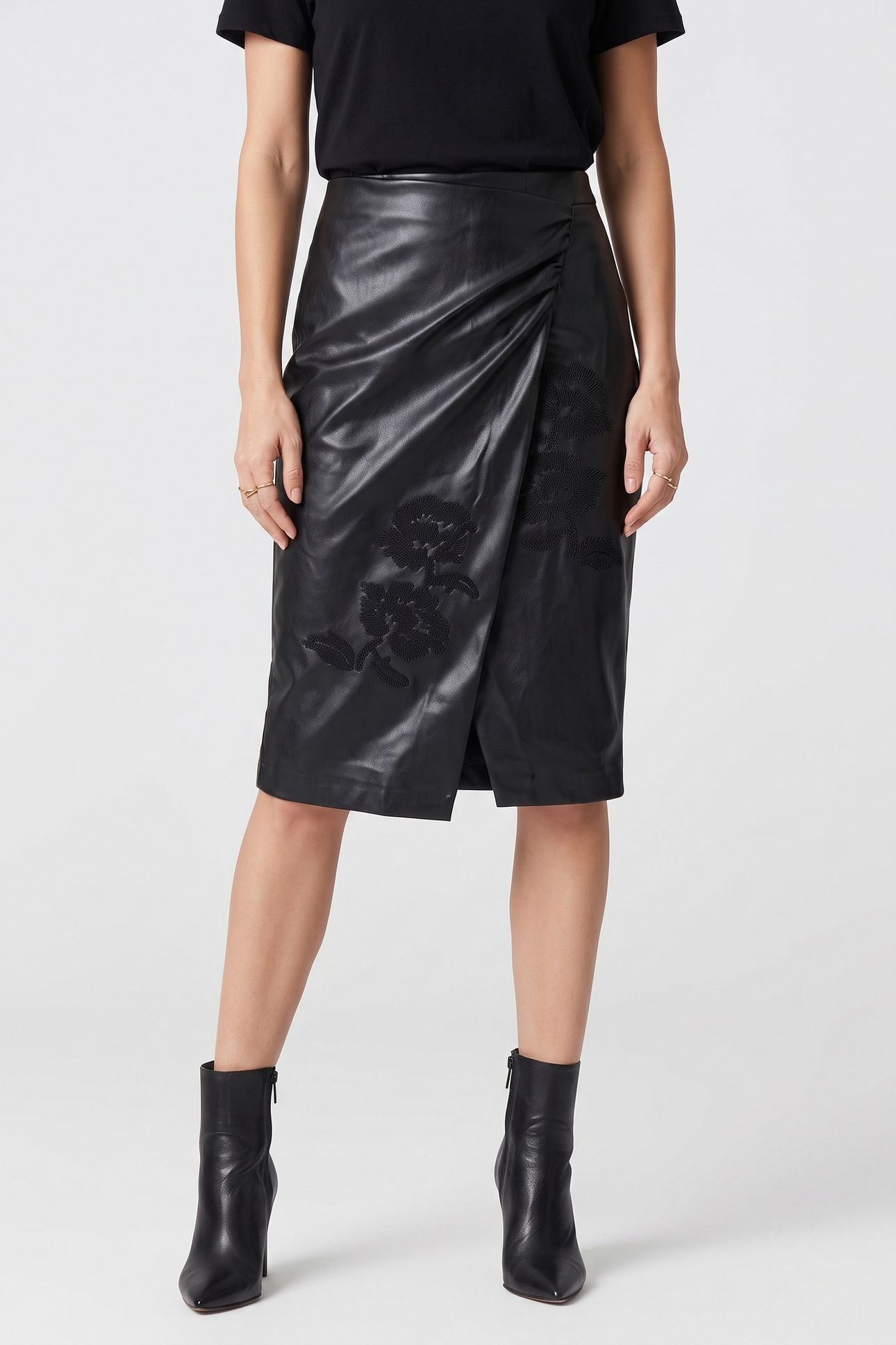 FIONA EMBRO MIDI SKI JET BLACK A996 1