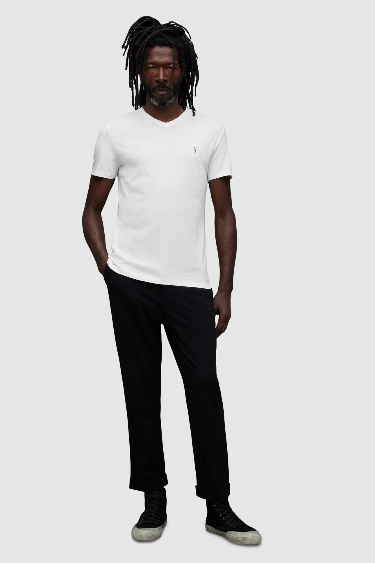 TONIC V NECK OPTIC WHITE 1