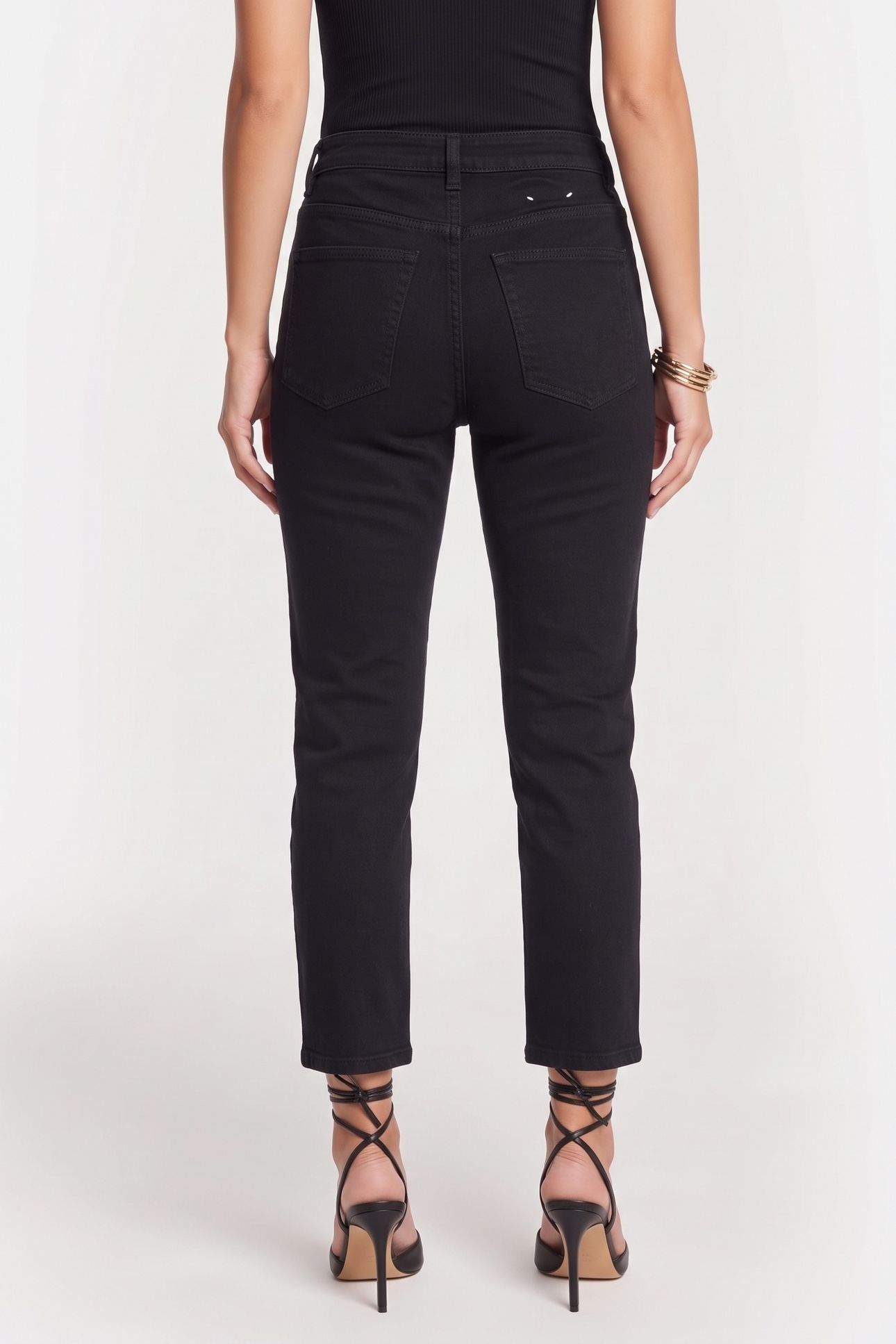 JADE CROPPED STRETCH BLACK 2