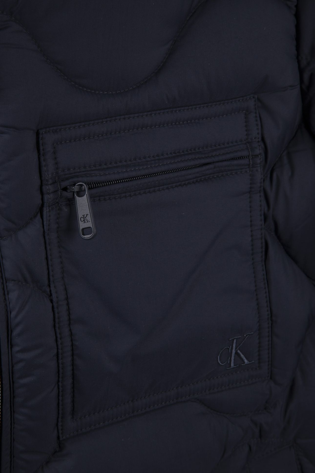LONG SLEEVE FEATHERWEIGHT NYLON JACKET DARK SAPPHIRE 4