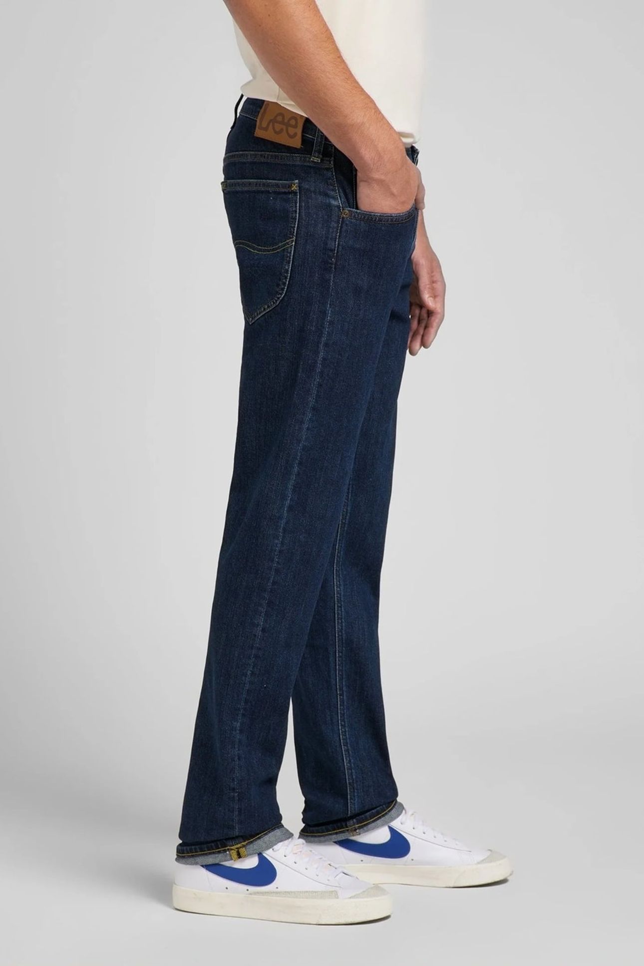 DAREN DEEP DARK STONE JEANS 3