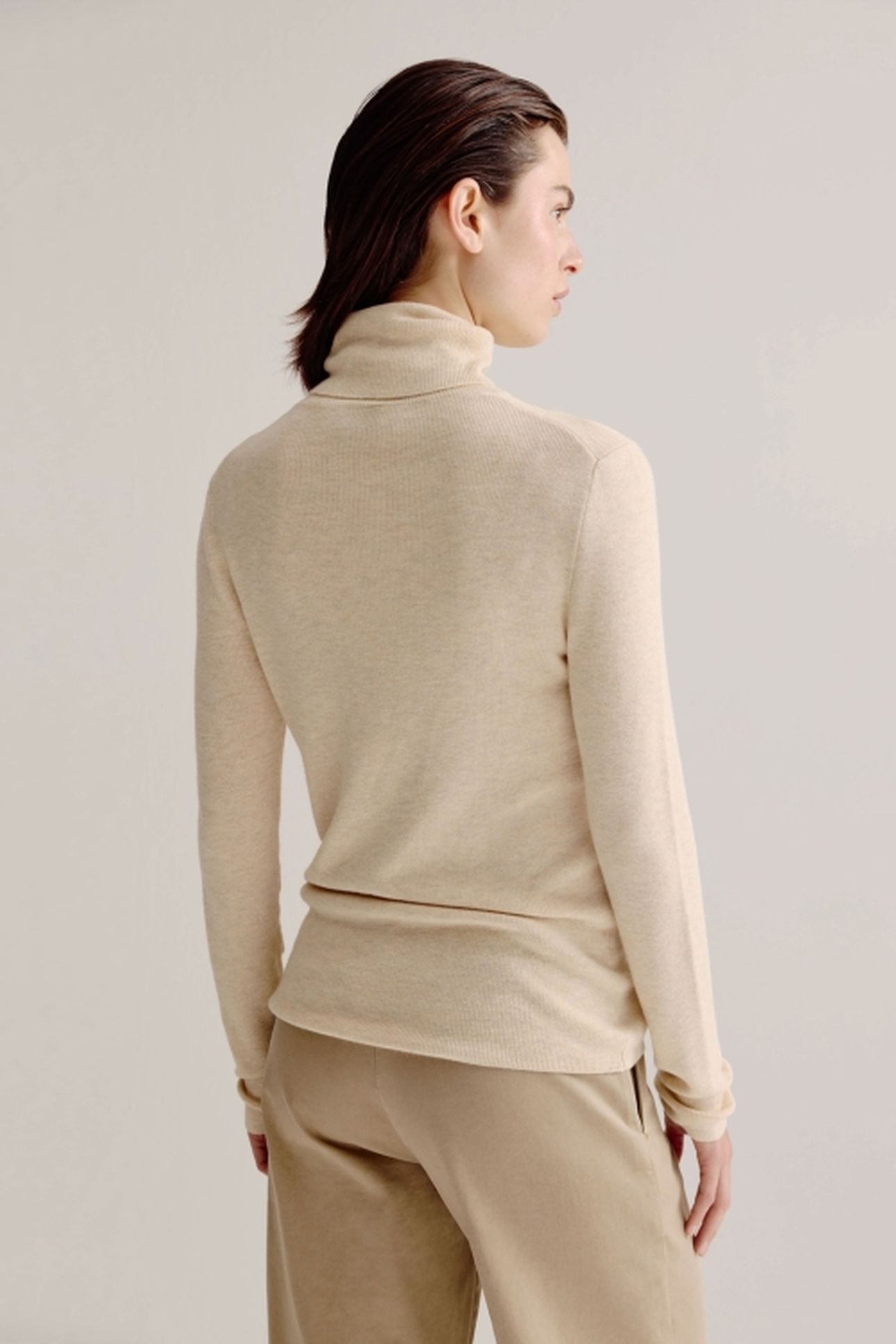 SAAR SWEATER SAND 3