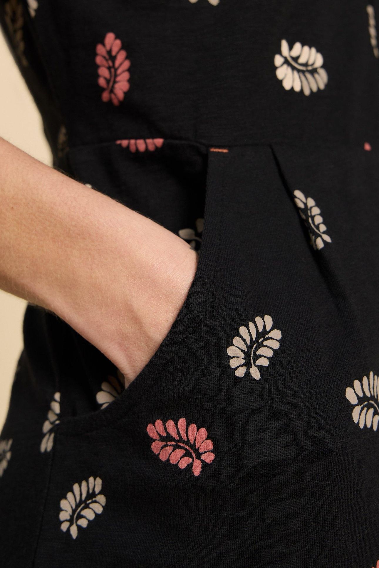 TAMMY COTTON JERSEY DRESS BLACK PRINT 6