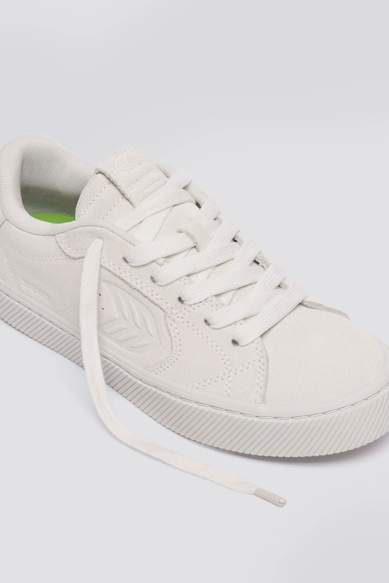 SALVAS SUEDE ALL SMOKE WHITE 3