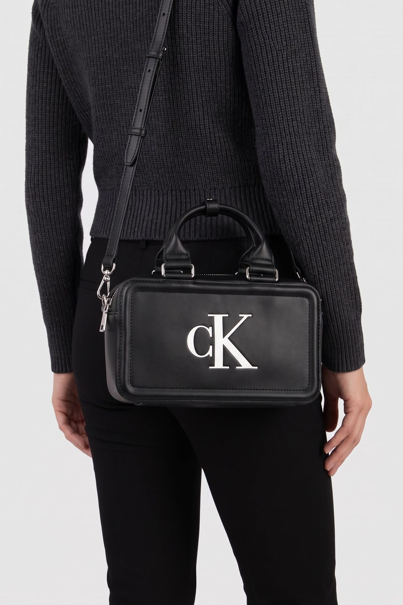 MONOGRAM BAULETTO CROSSBODY BAG BLACK/WHITE 3