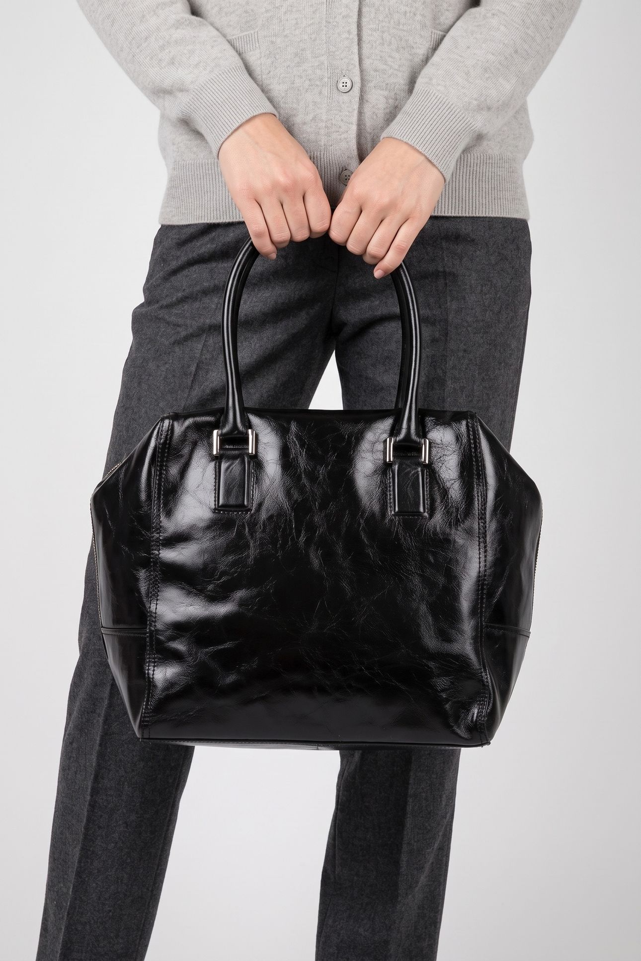 SATCHEL MEDIUM BLACK 1