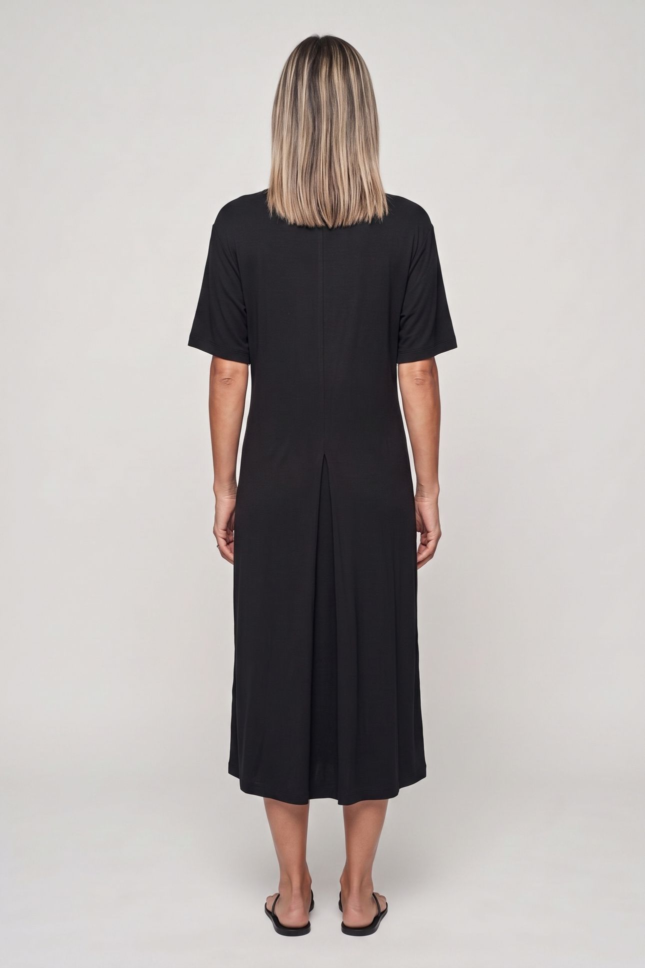VIENTO VISCOSE CREPE DRESS BLACK 2