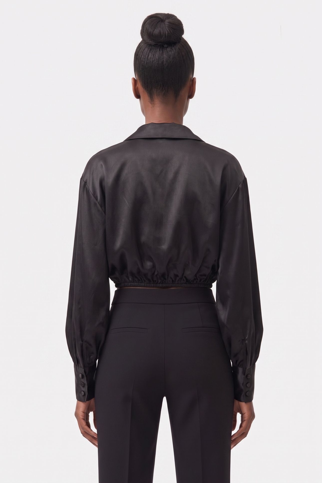 LONG-SLEEVED SHORT TOP WITH TIE BLACK 2