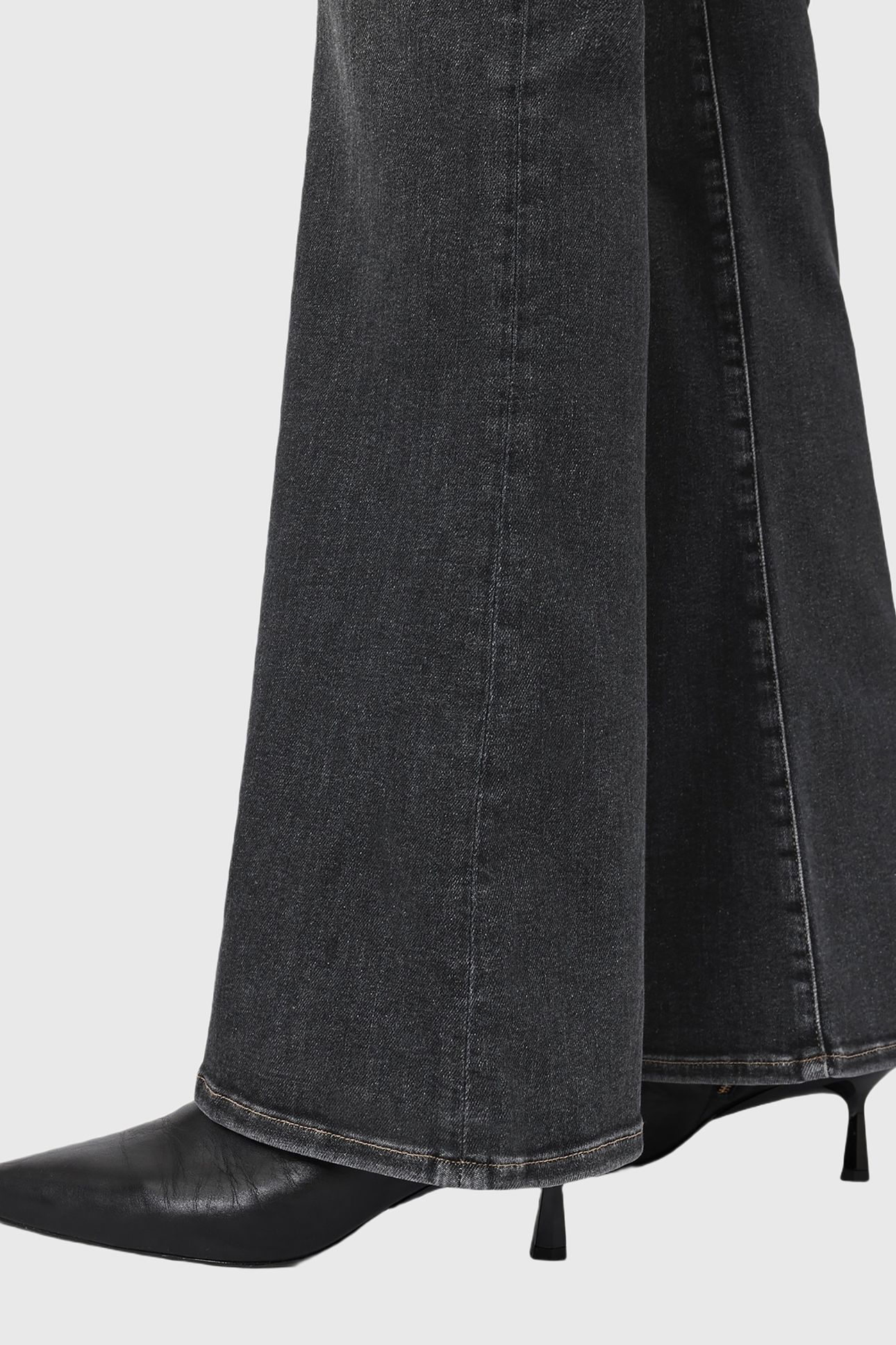 MAISIE FLARE JEAN WASHED GREY 7