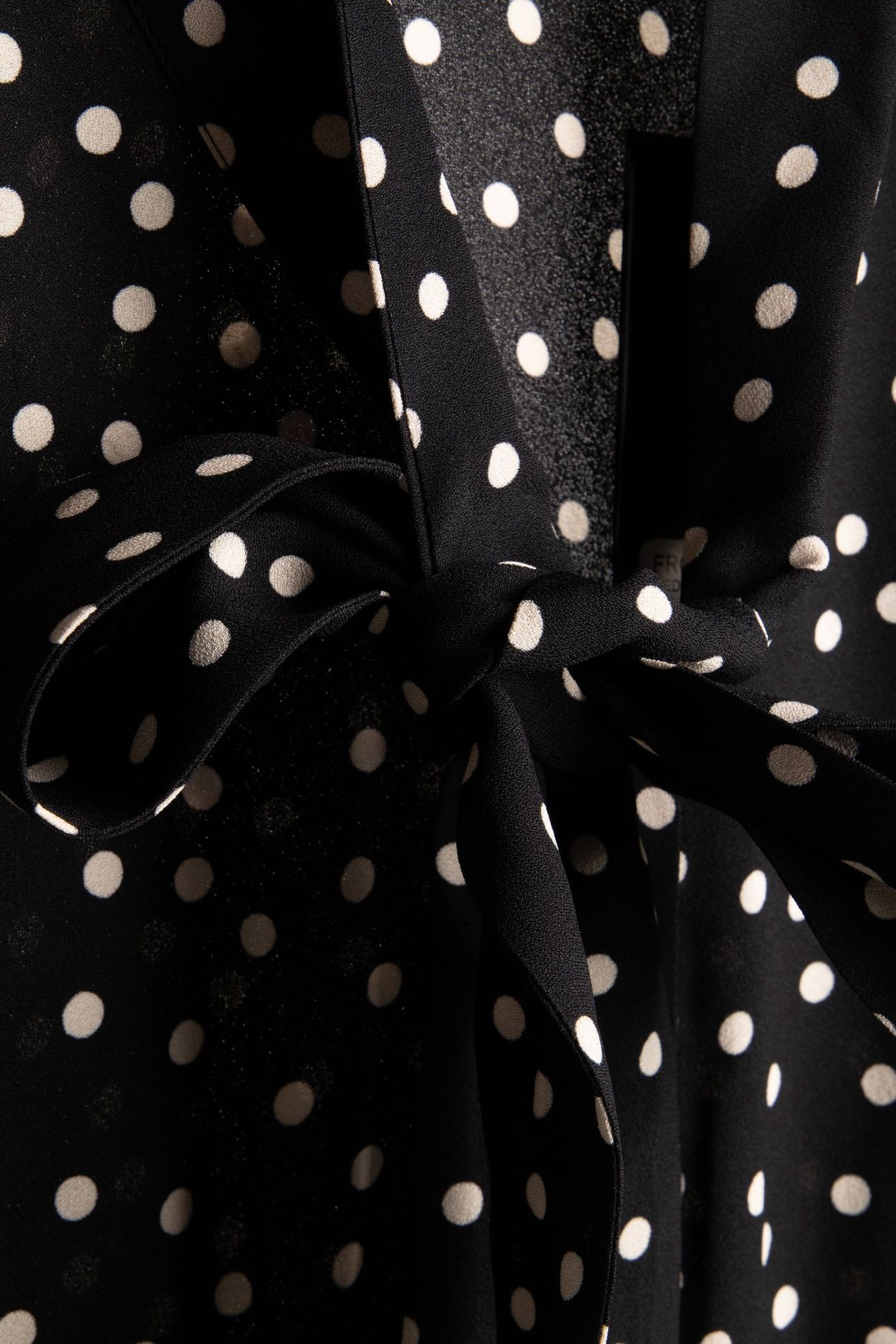 SHORT-SLEEVED POLKA DOT DRESS WITH A TIE BLACK WHITE 4