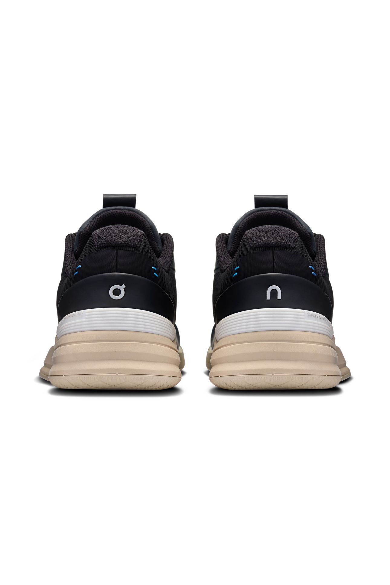 THE ROGER PRO 1 BLACK | SAND 5