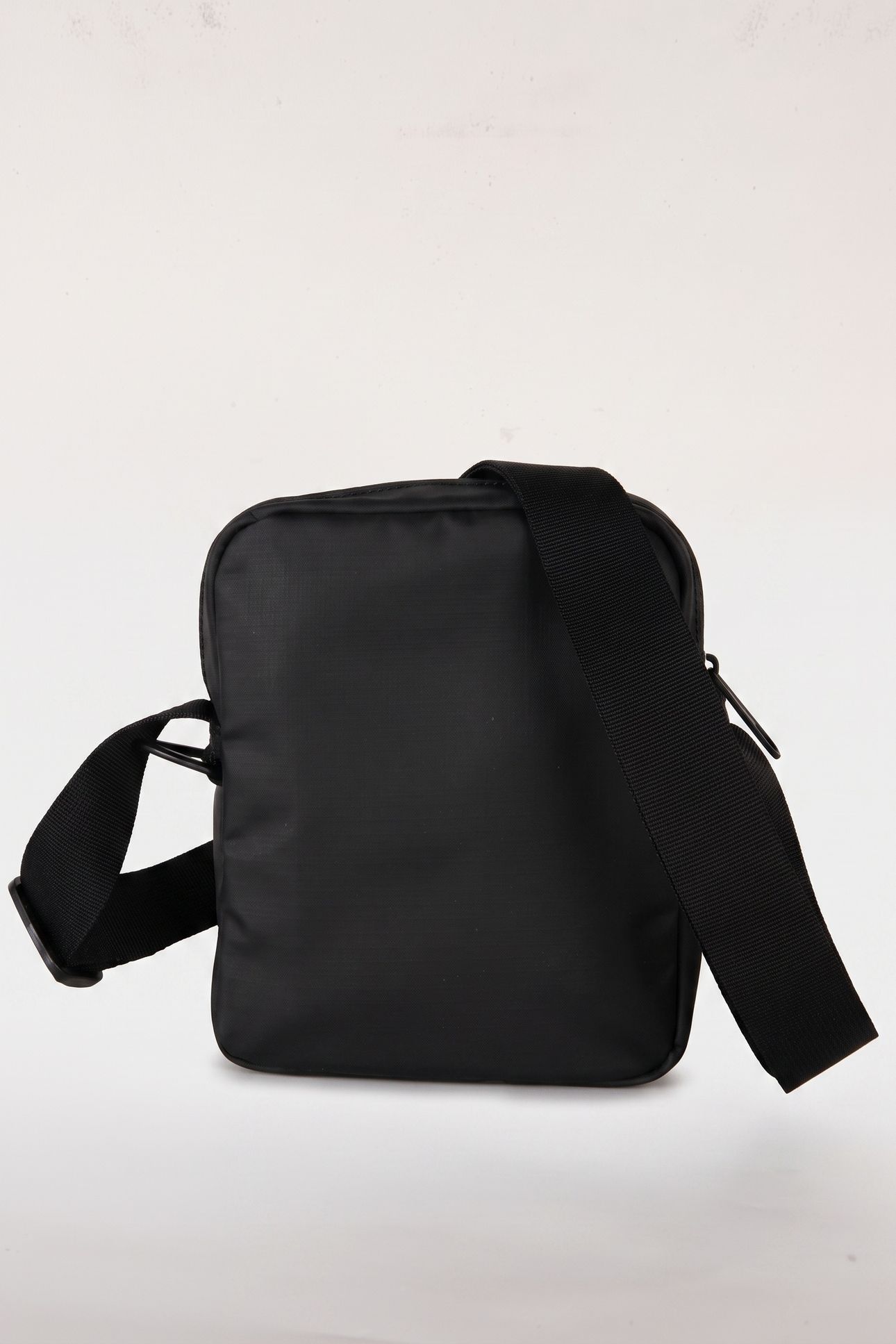 DAILY TECH REPORTER CROSSOVER BAG BLACK 3
