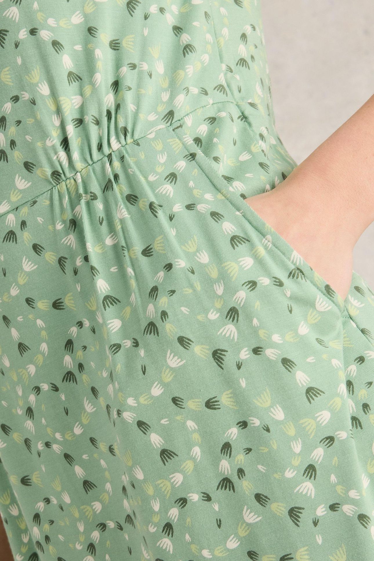 TALLIE JERSEY DRESS MID GREEN 7