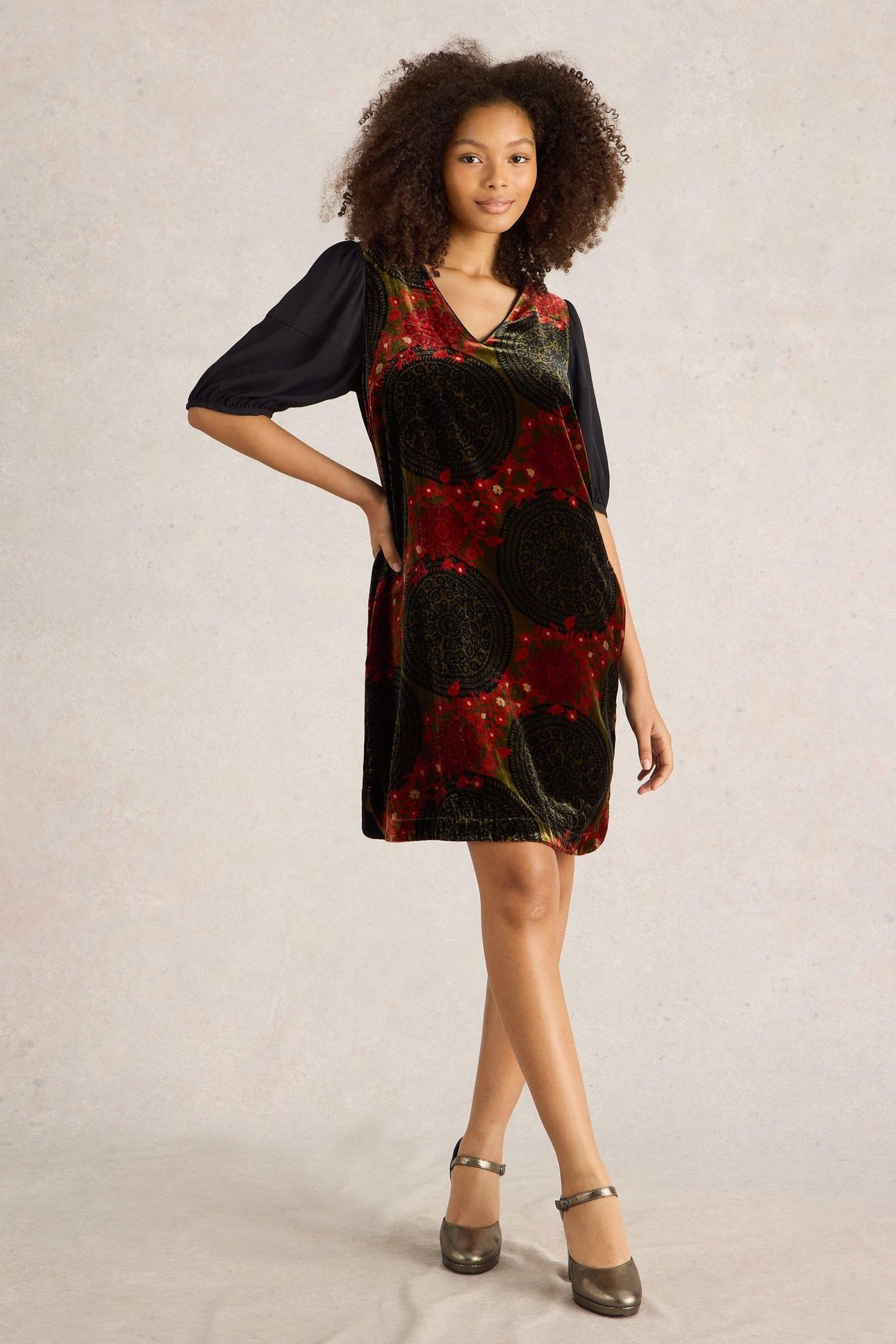 CLEO VELVET MIX DRESS GREEN PRINT 2