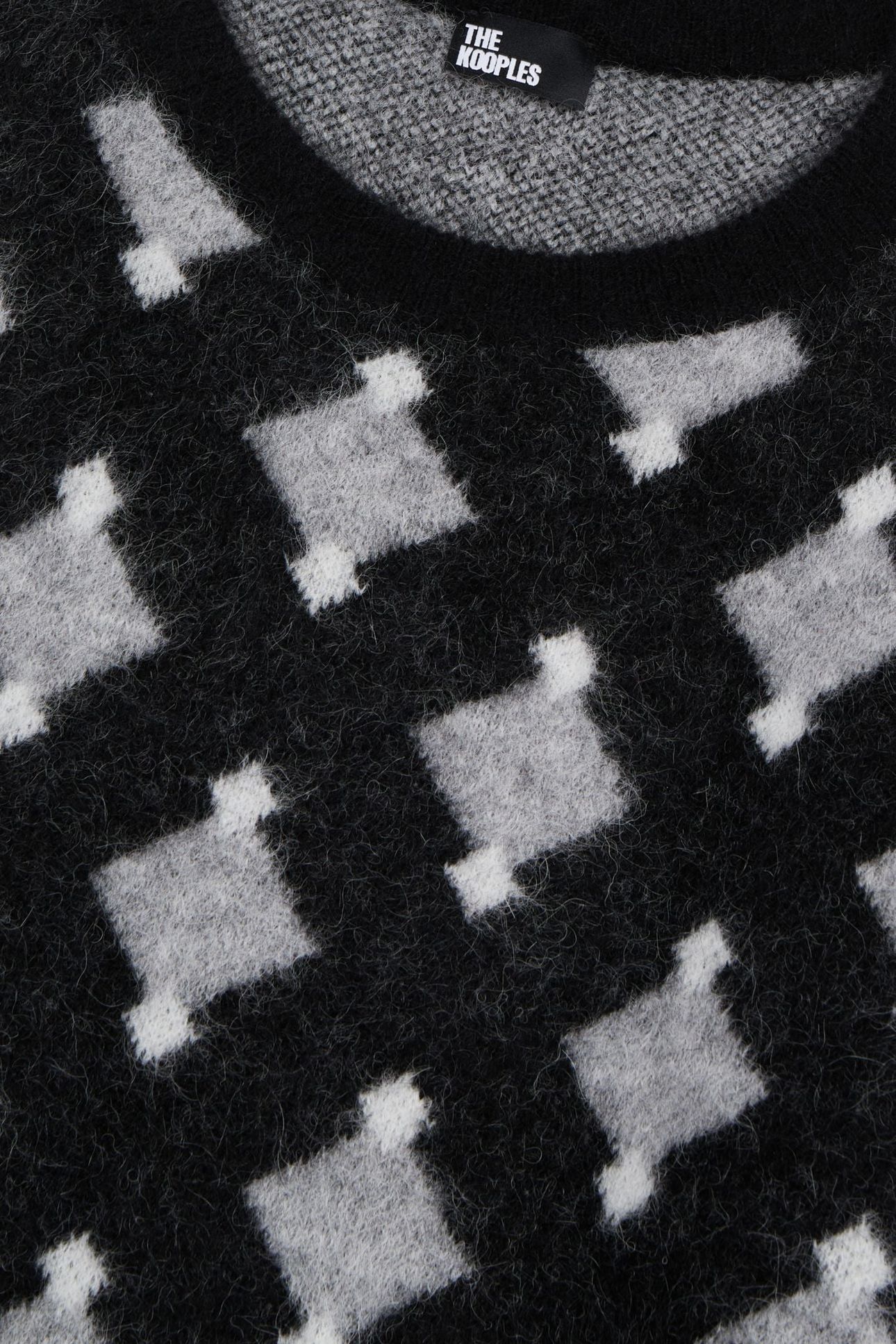 PULL COL ROUND BLACK GREY WHITE 10