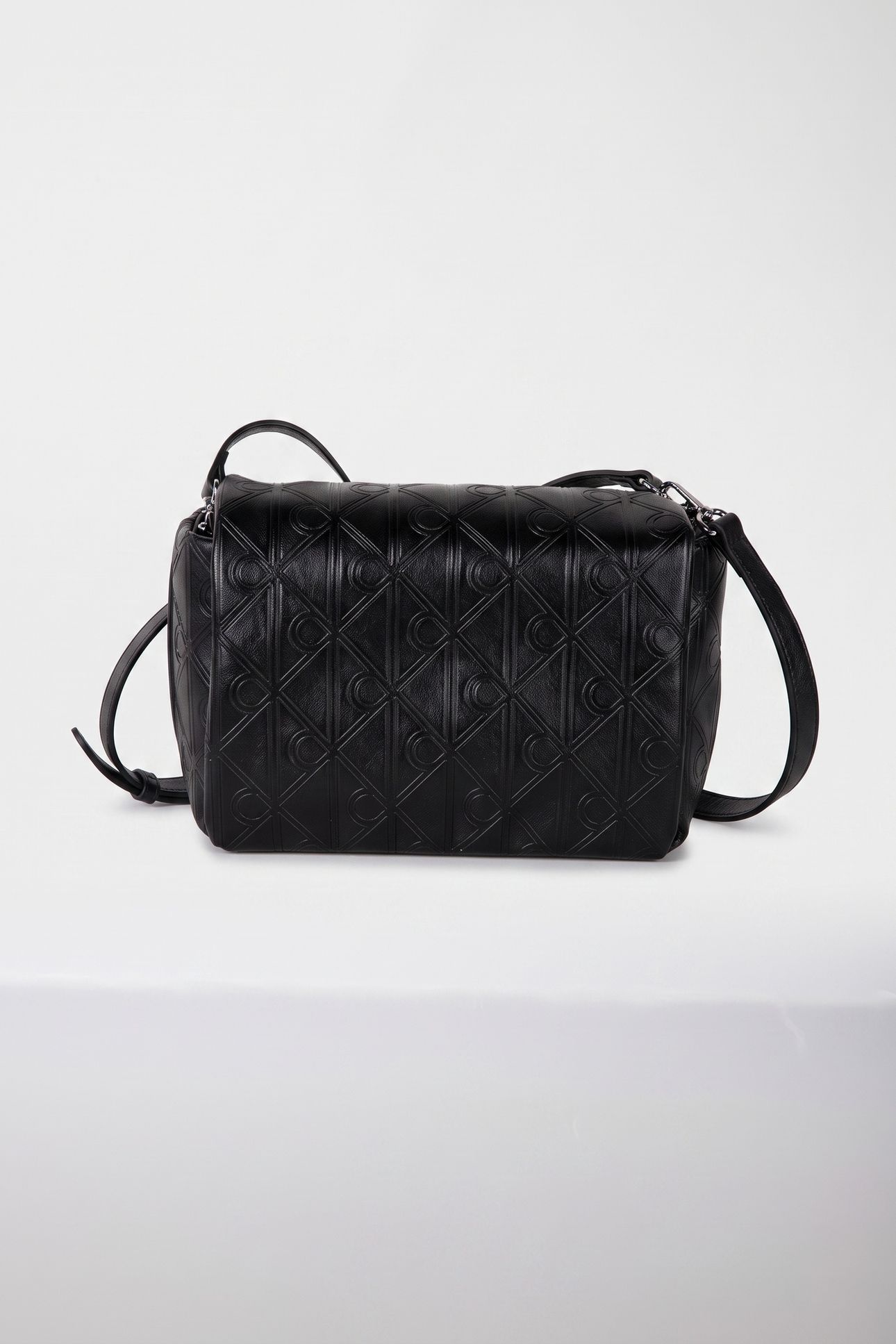 EMBLEM AOP PUFFER CROSSOVER BLACK 2