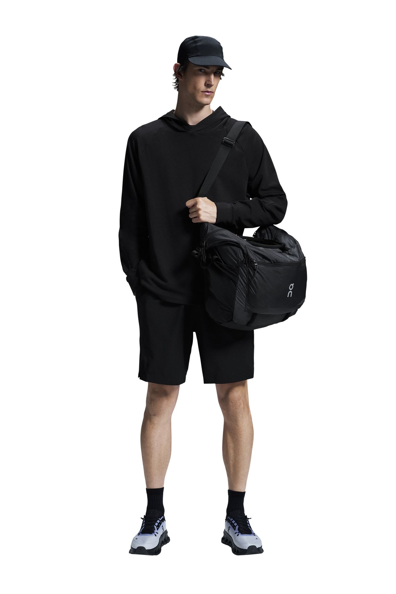 STUDIO HOODIE 1 BLACK 3