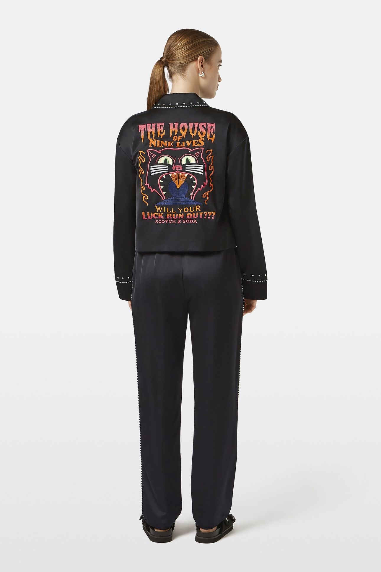 SOUVENIR EMBROIDERY JACKET BLACK 3