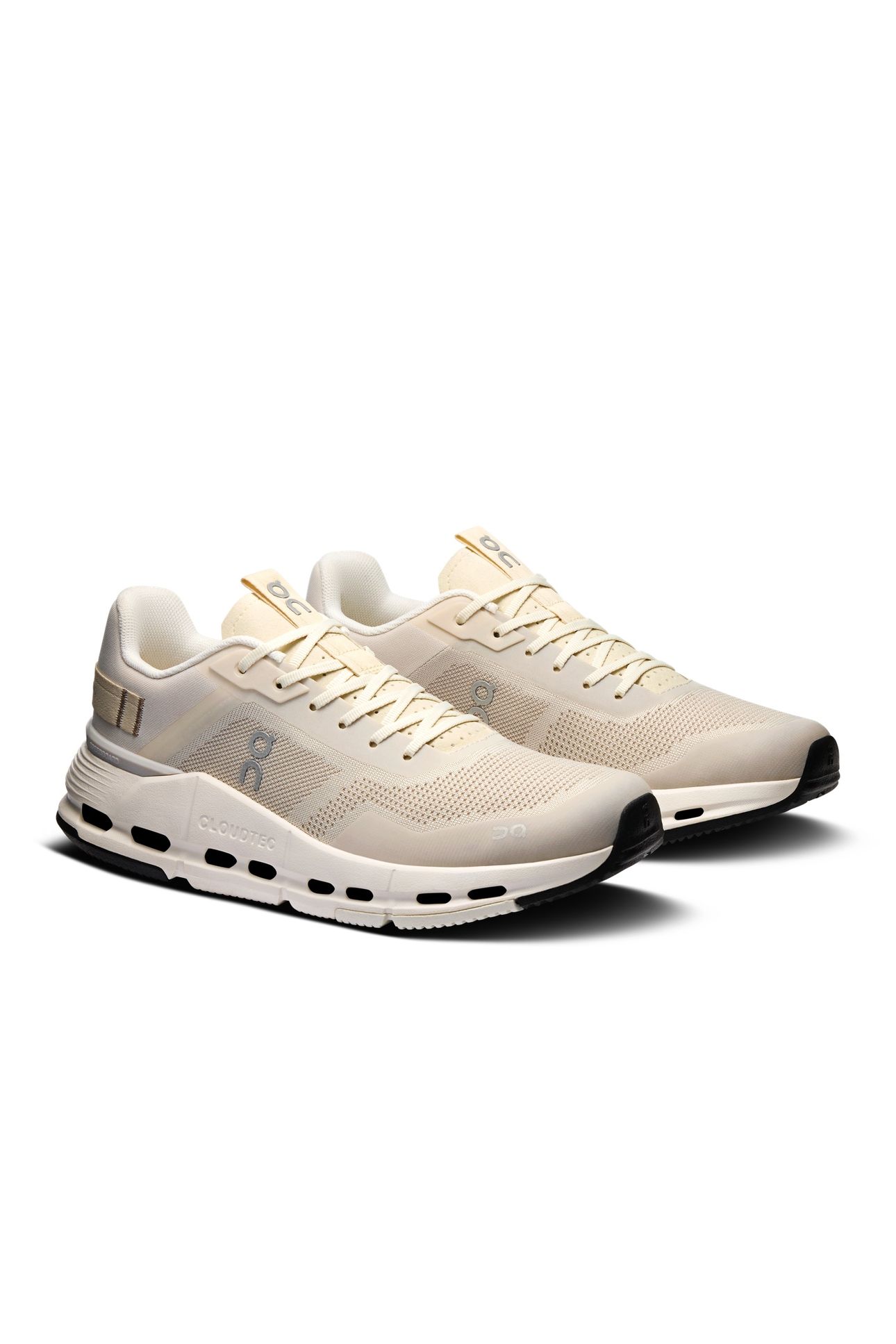 CLOUDNOVA FORM 2 TT CREAM | IVORY 3