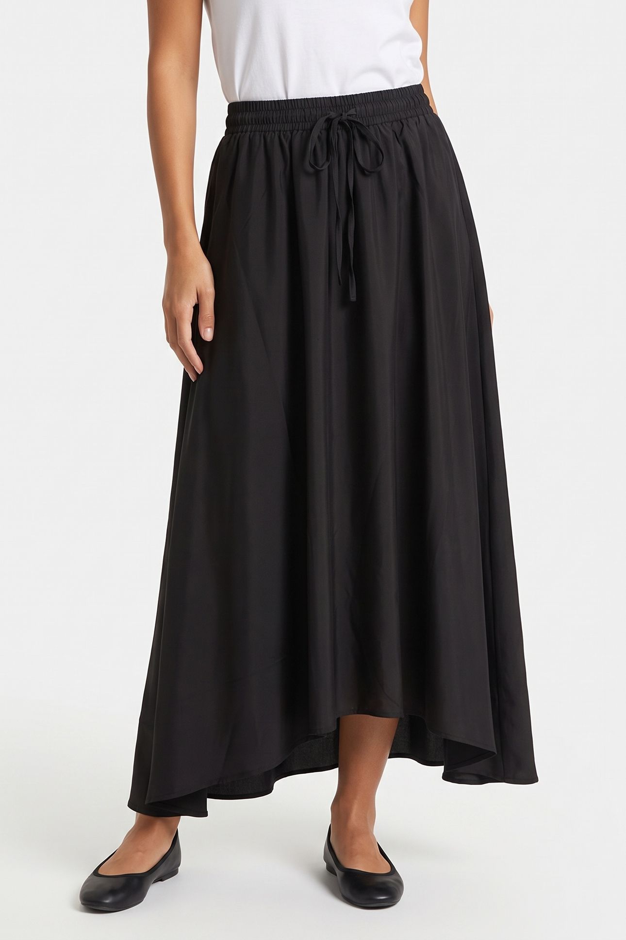 JENNIS SATIN SKIRT BLACK 1