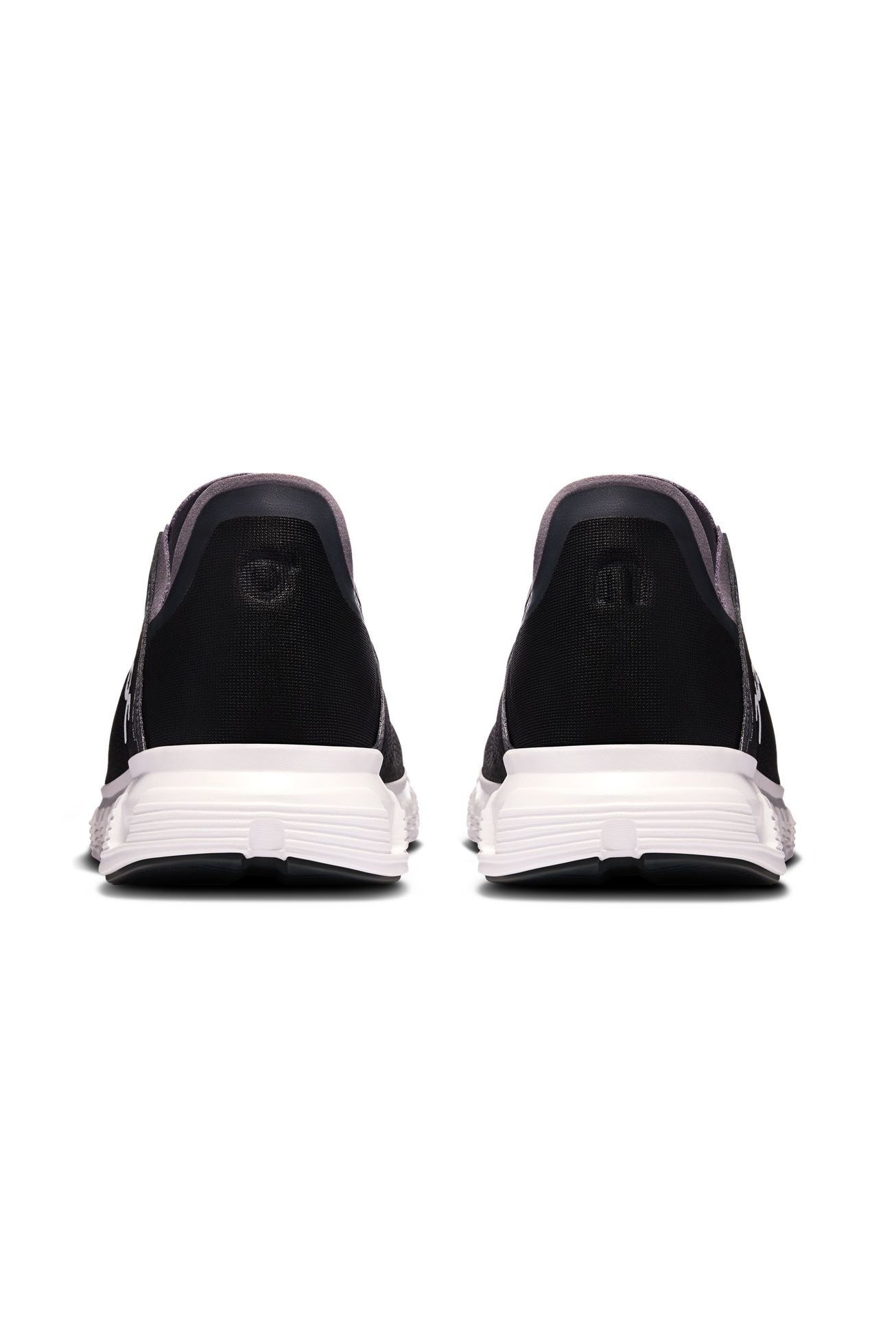 CLOUD 6 COAST BLACK | WHITE 3