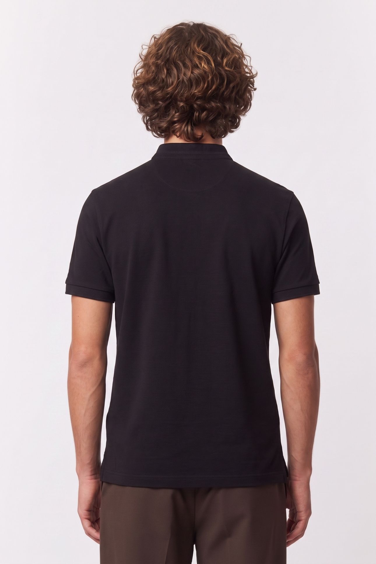SHORT-SLEEVED POLO SHIRT WITH EMBROIDERED CREST BLACK 2