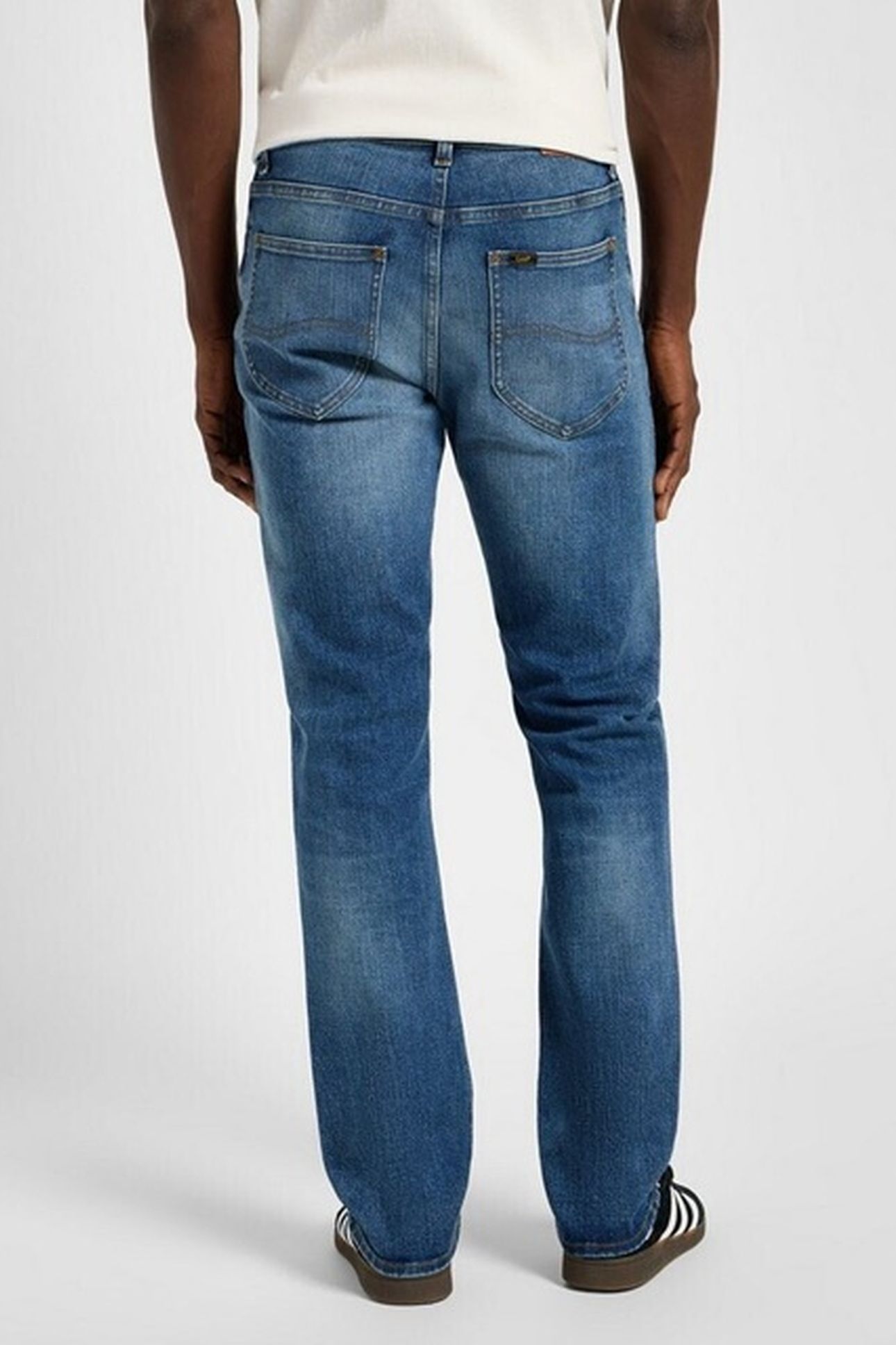 STRAIGHT CARZI JEANS 3