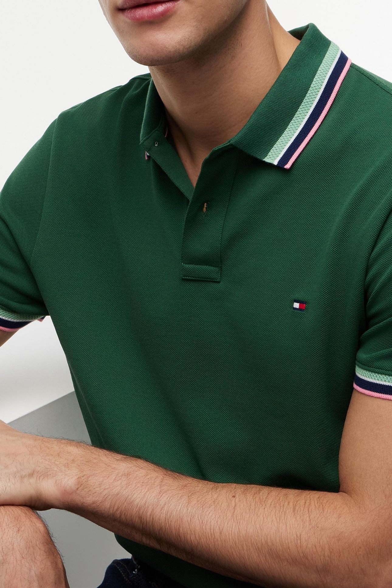 CONTRAST COLLAR CUFF STREET GREEN 5