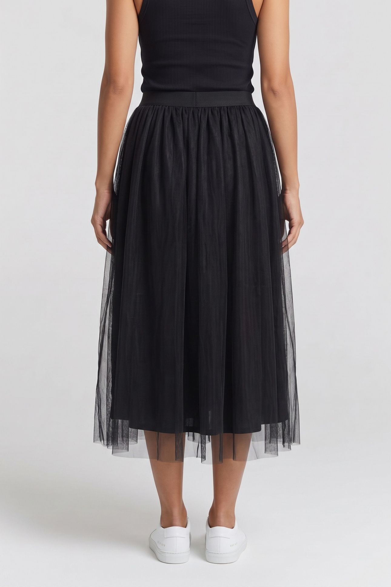 JOLIVIA TULLE SKIRT BLACK 2