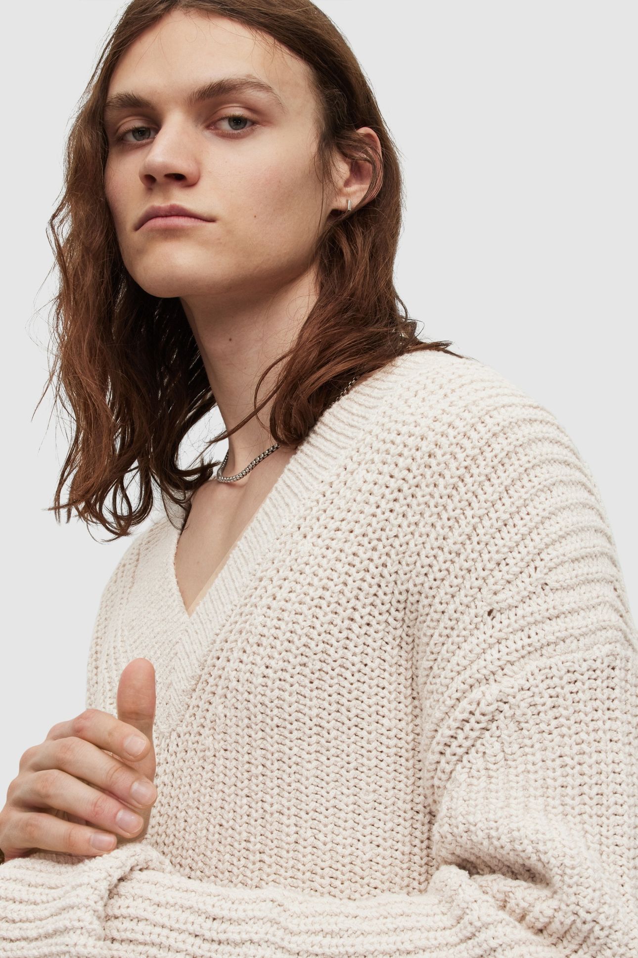 BAYLER V-NECK PUTTY WHITE 2