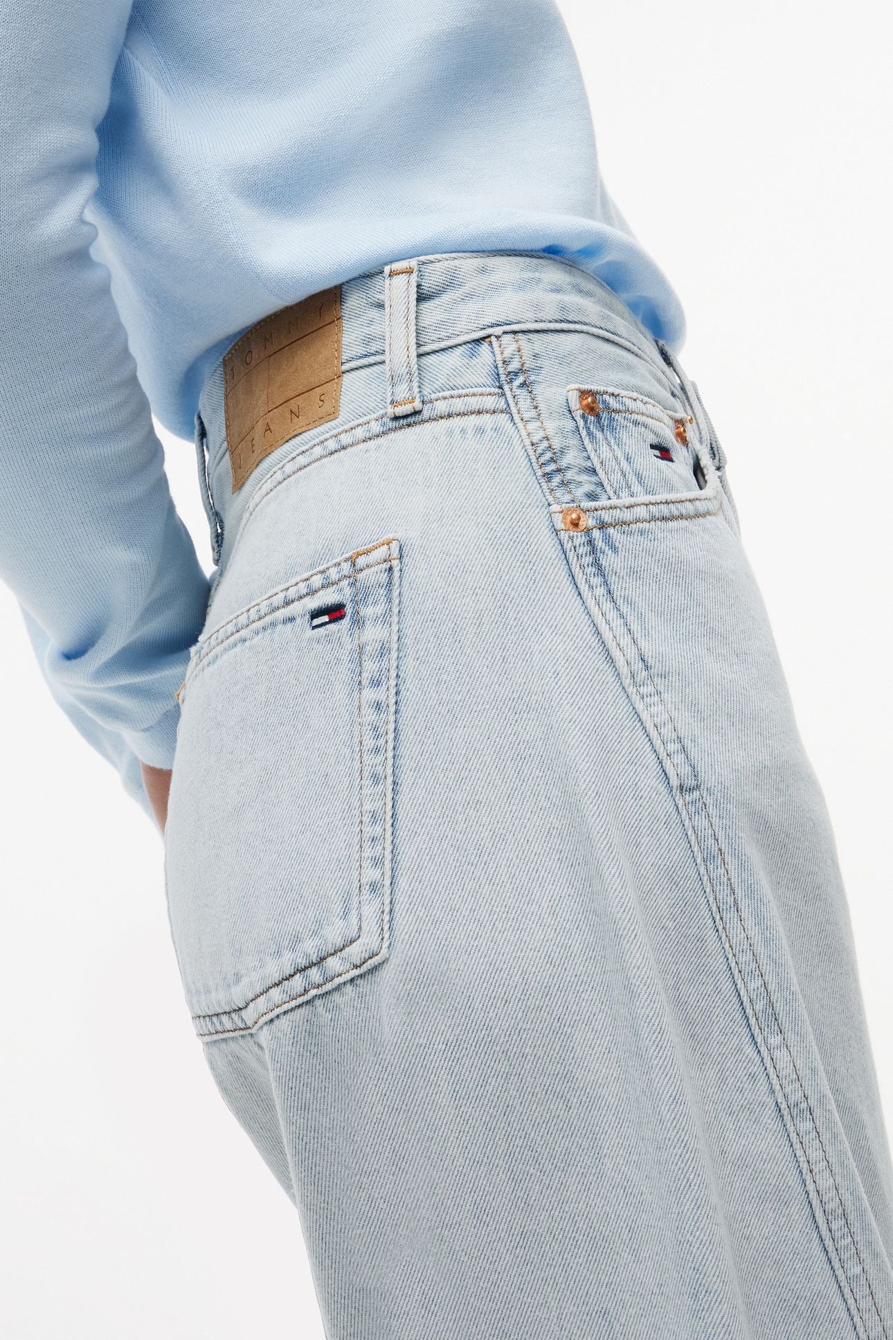 ELLA MID BARREL CROP DENIM LIGHT 5