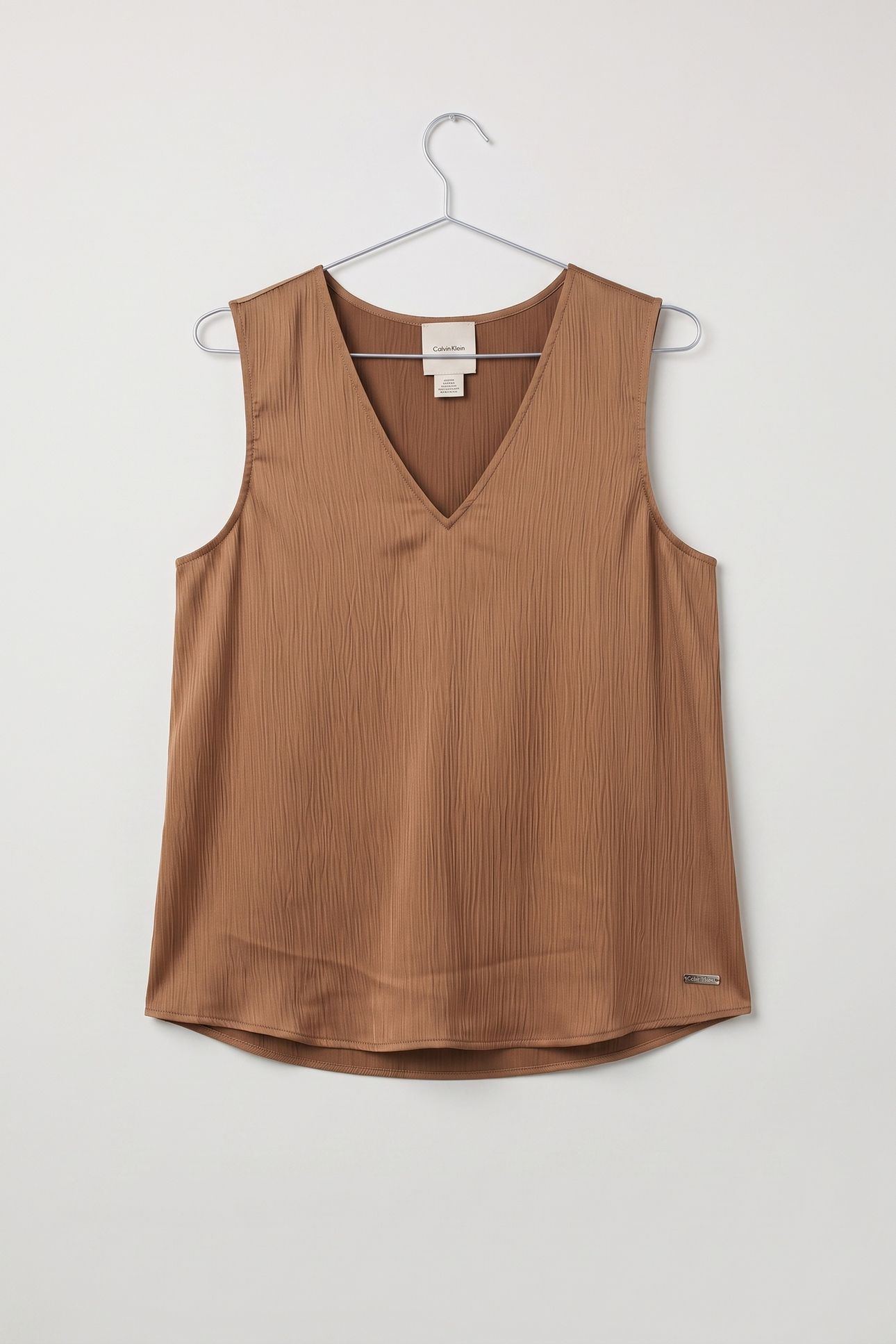 PLISSE V NECK SHIRT EXECUTIVE BROWN 3