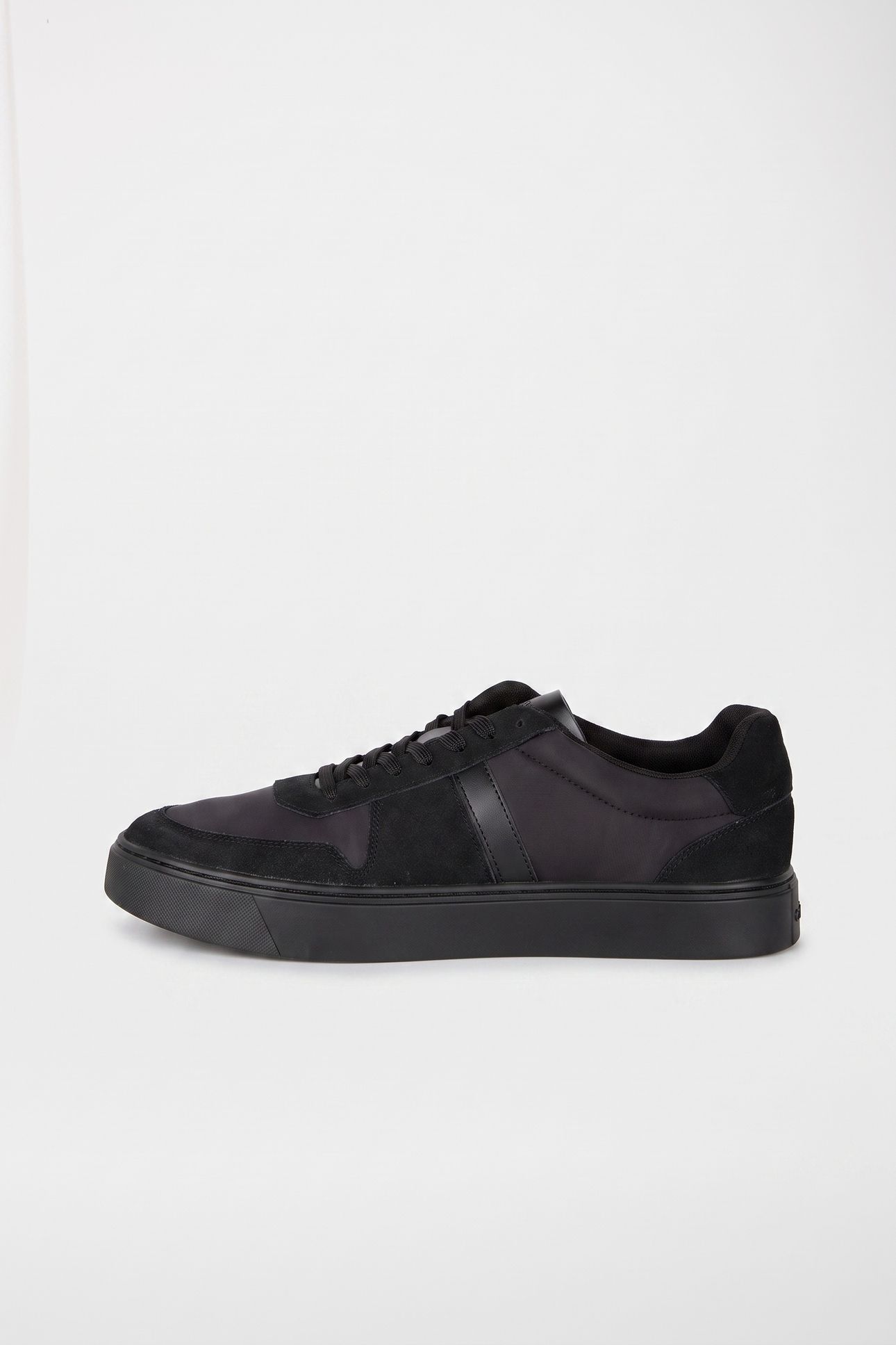 CLASSIC CUPS LACE SHOES TRIPLE BLACK 4
