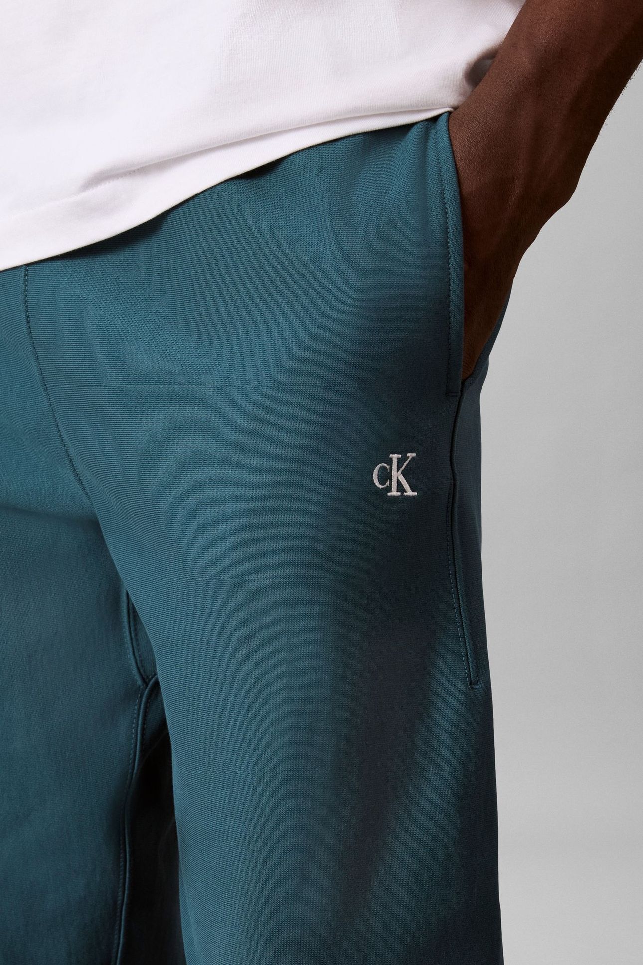 PREMIUM TERRY MONOGRAM PANT TAHOE GREEN 5