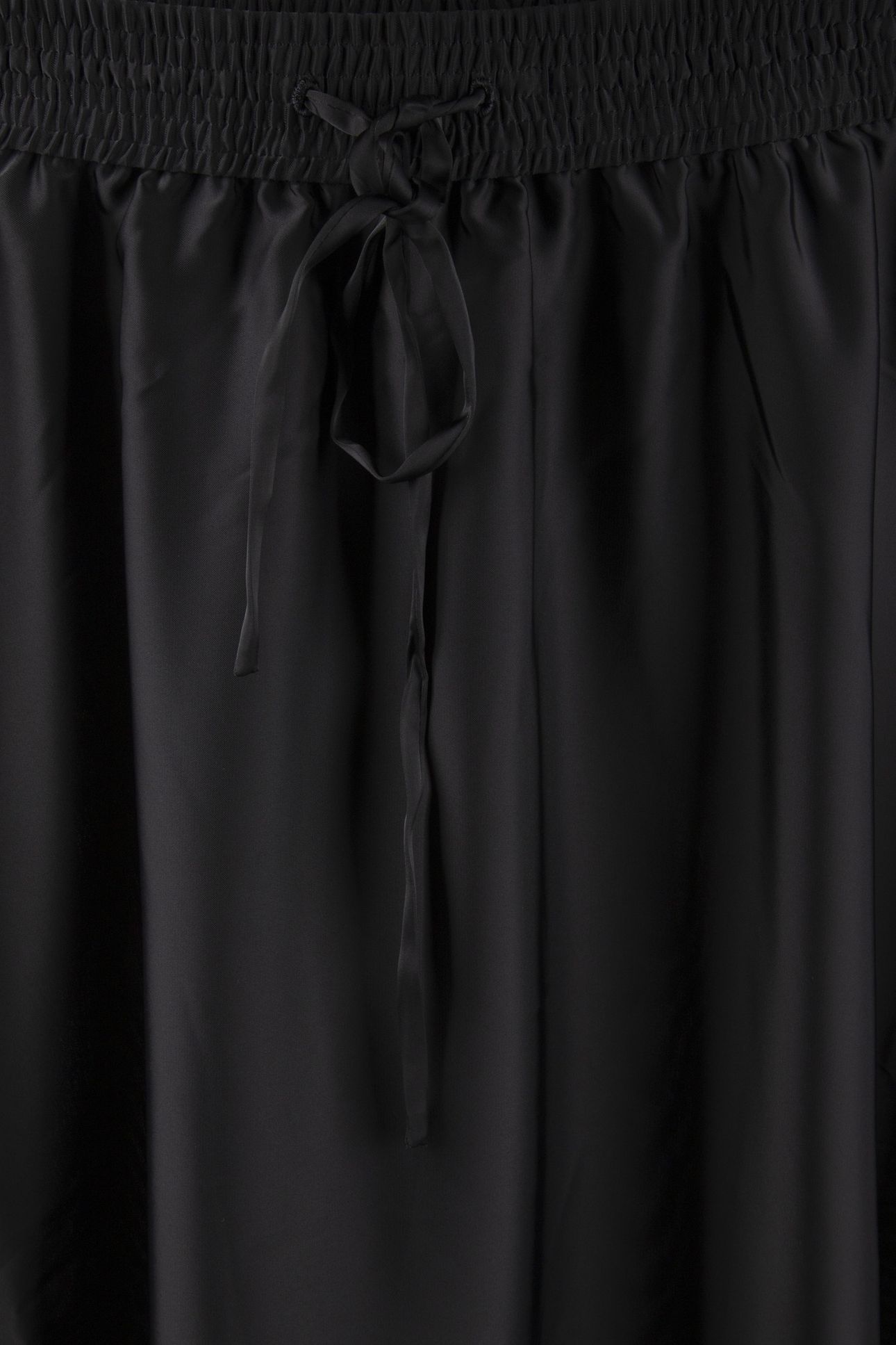 JENNIS SATIN SKIRT BLACK 4