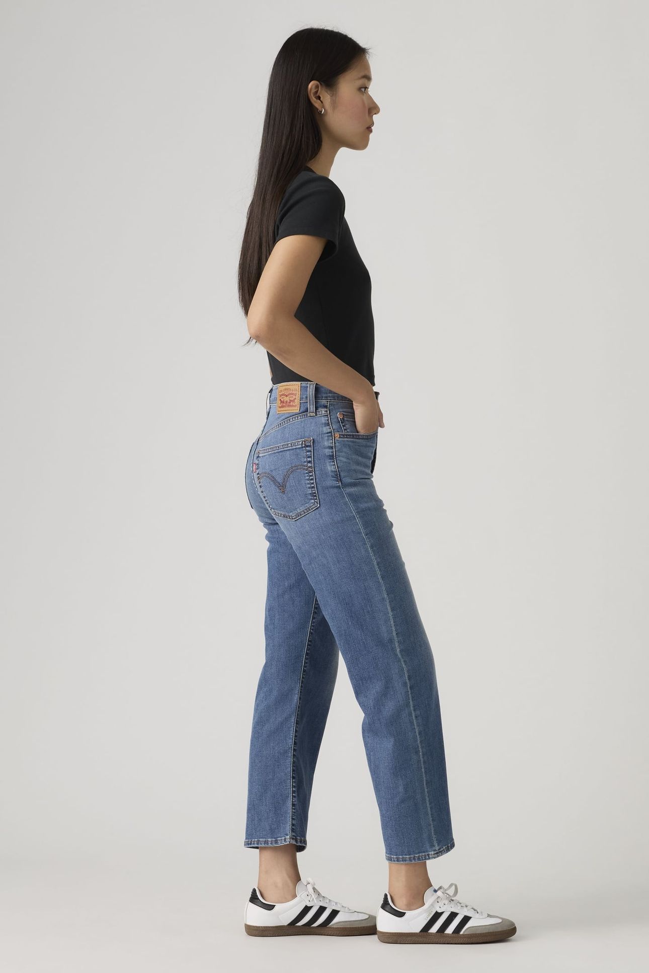 RIBCAGE STRAIGHT ANKLE LIGHTWEIGHT JEANS 4