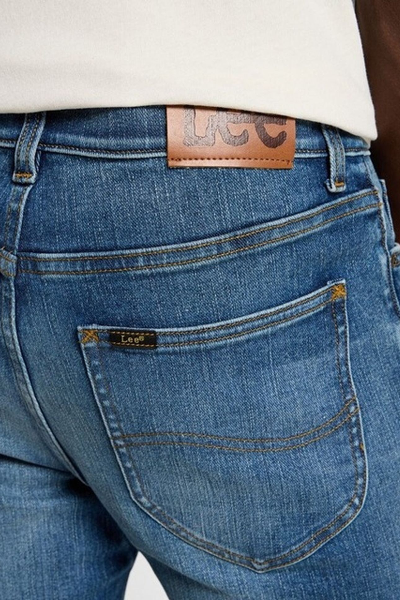 STRAIGHT CARZI JEANS 6