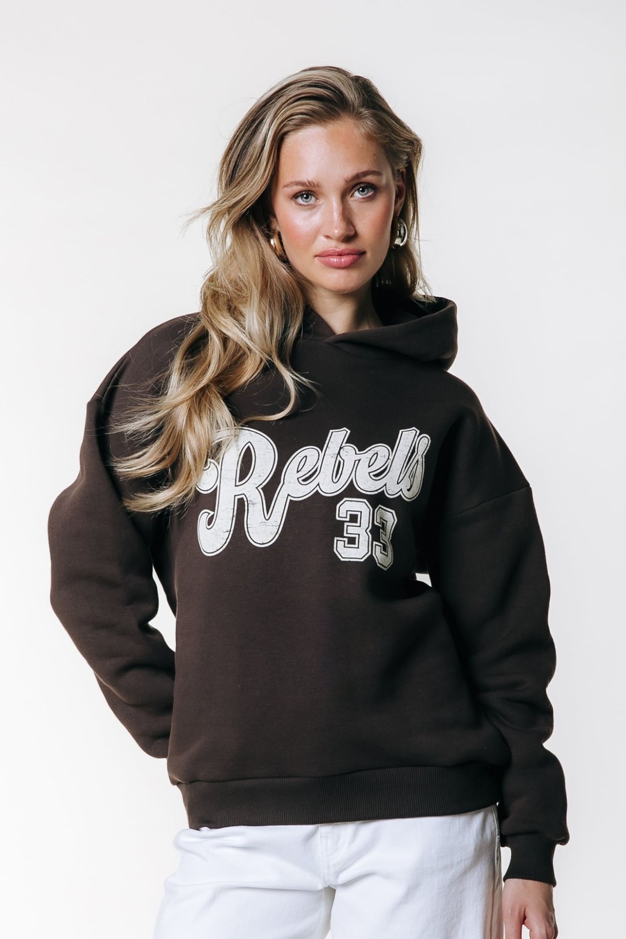 REBEL 33 CLEAN HOODIE BROWN 1