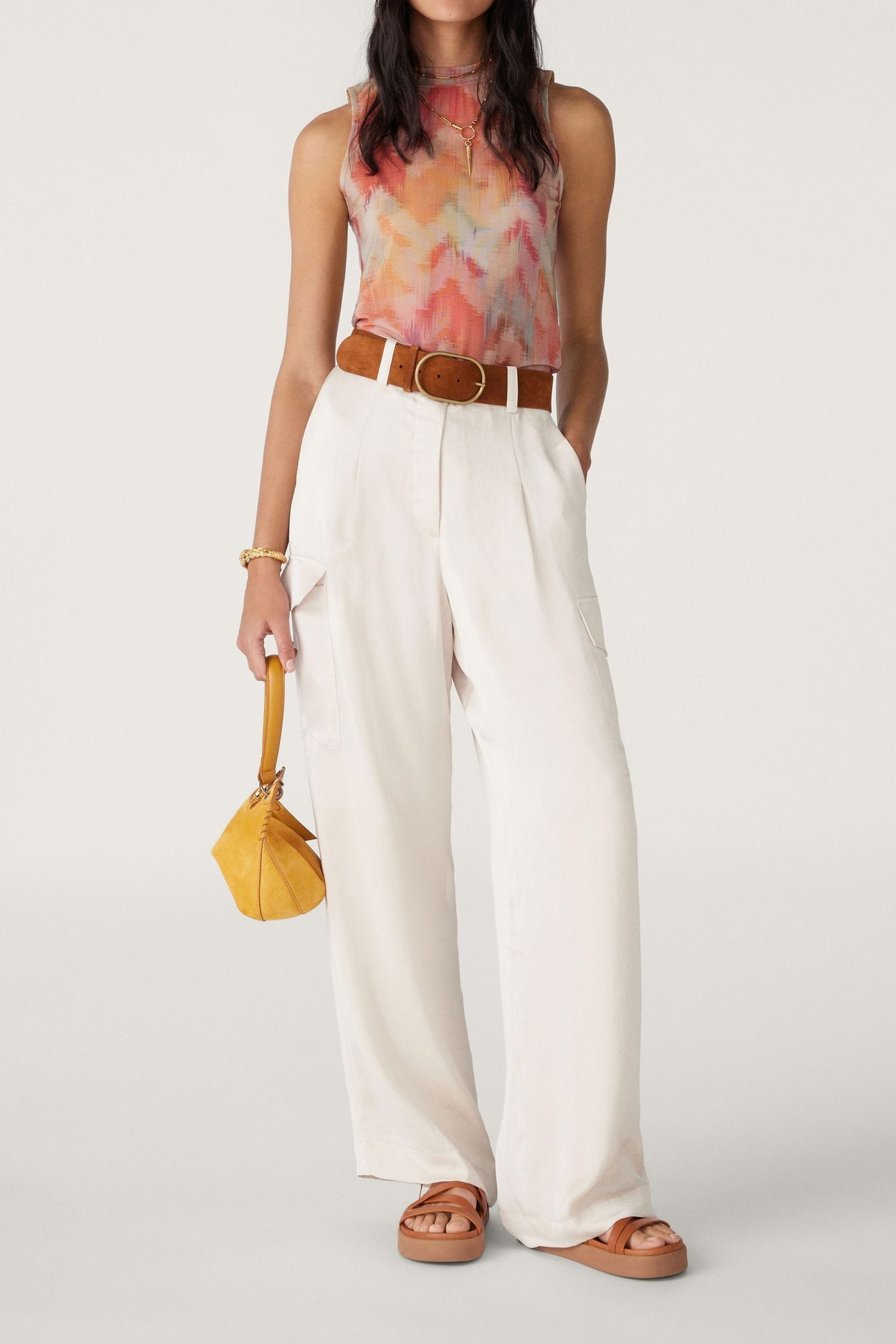 SLEEVELESS TOP OCRE 1