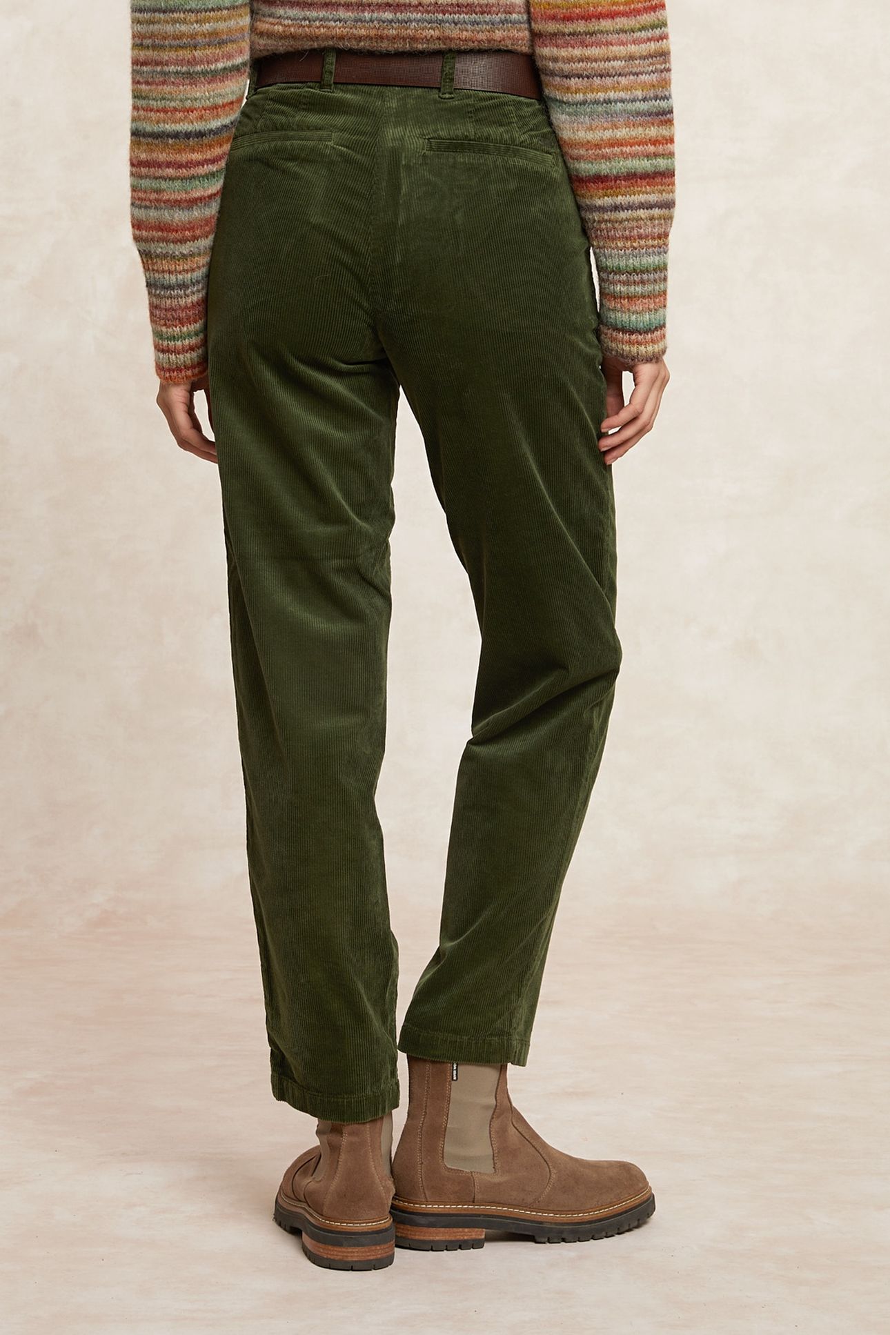 COMFORT CORDUROY 7/8 PANTS GREEN 2