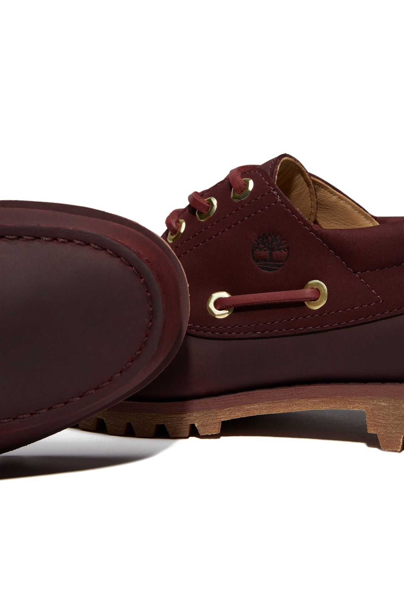 AUTH ESSENTIAL BOAT SHOE BURGUNDY FULL GRAIN 9