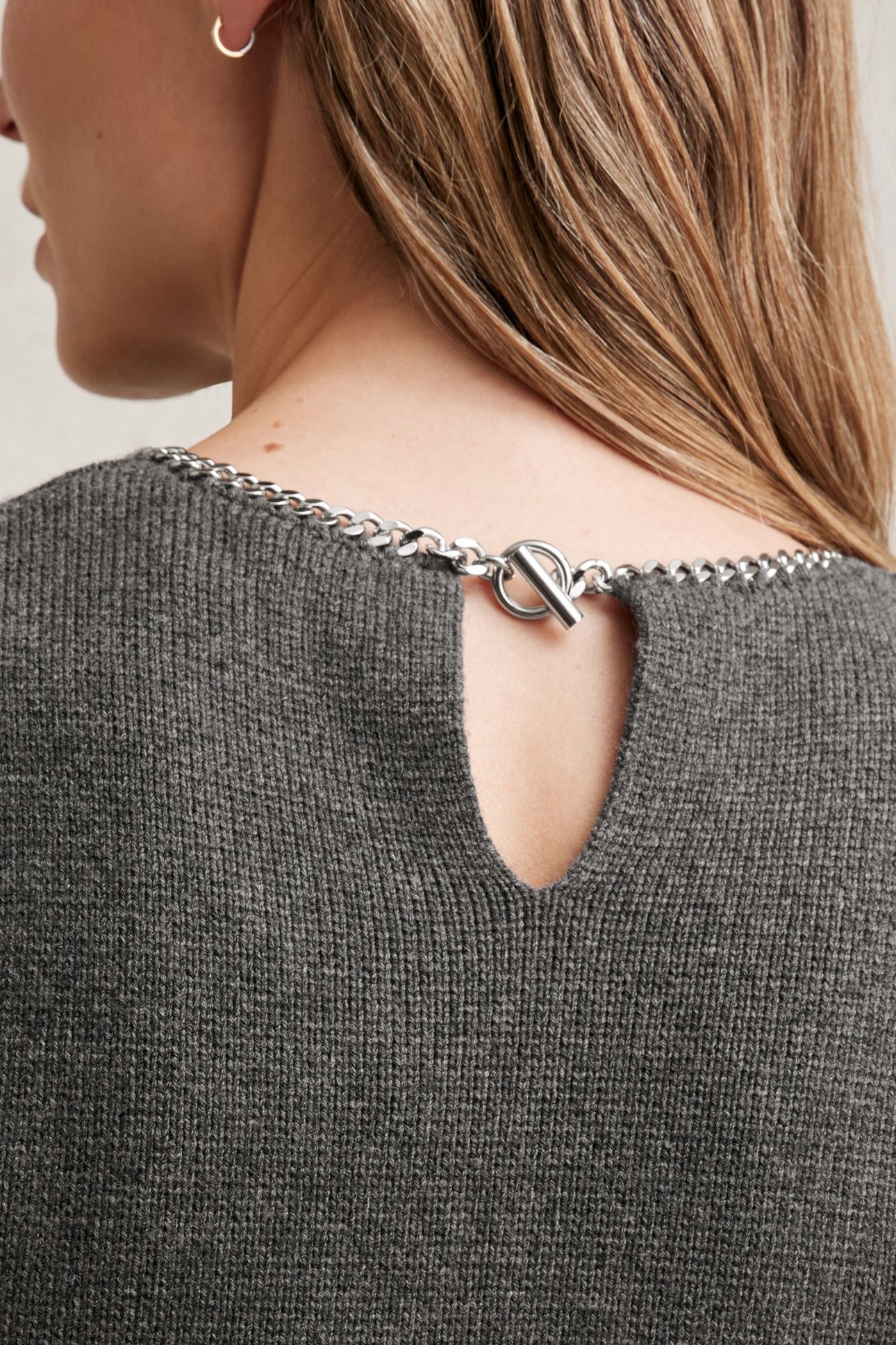 NECKLACE TRIM VEST CHARCOAL GREY 6