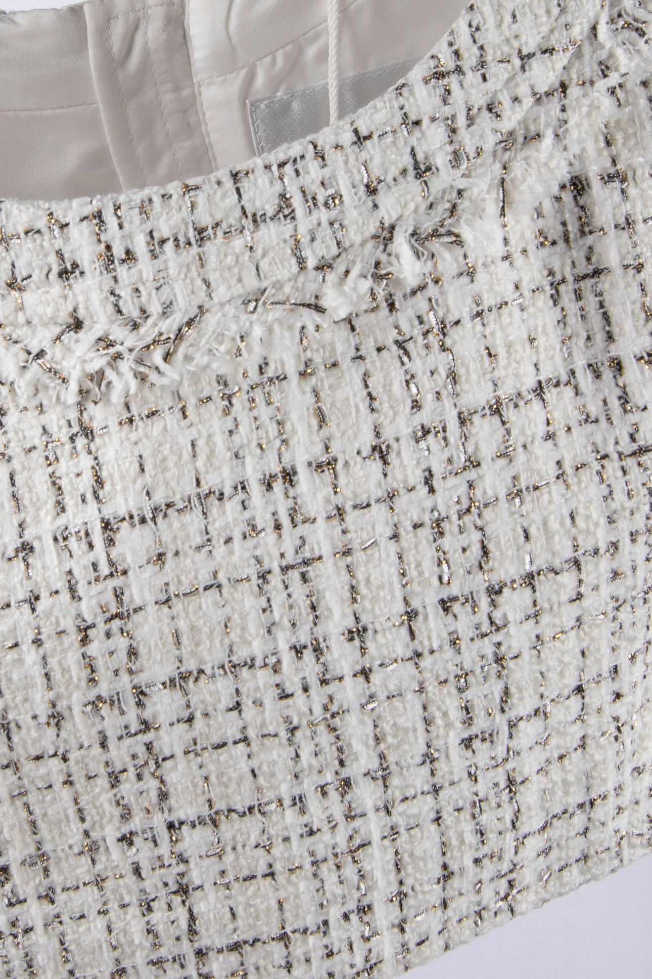 SL ANNAMARIA TWEED C WHITE AND BLACK TWEE 4