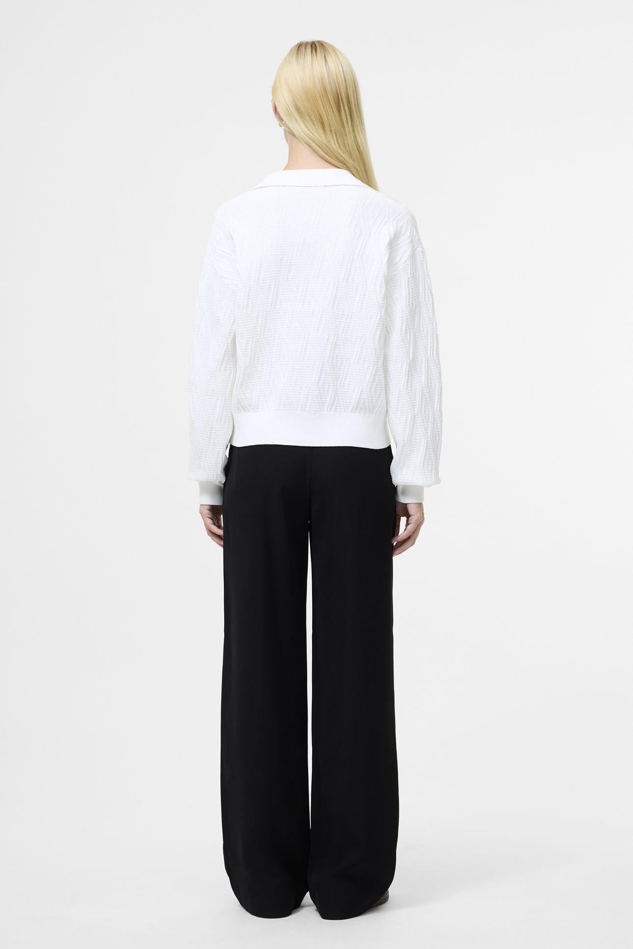 LILY MOZART COLLARED JUMPER LINEN WHITE 3