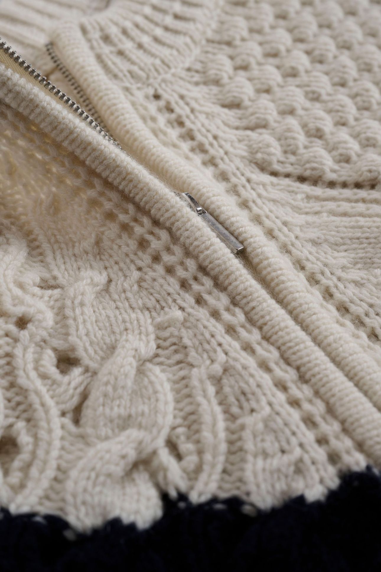 LONG SLEEVES KNIT ECRU 4