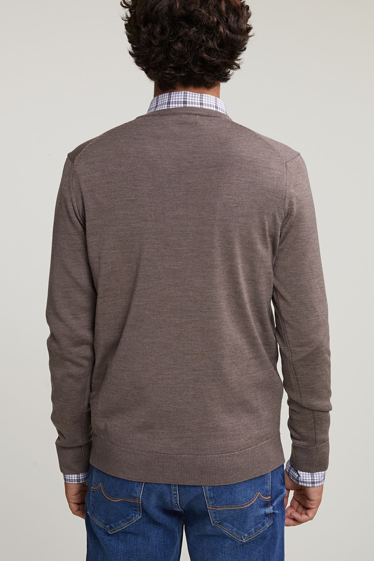 MER BSC CF V-NECK SWT BEIGE 2