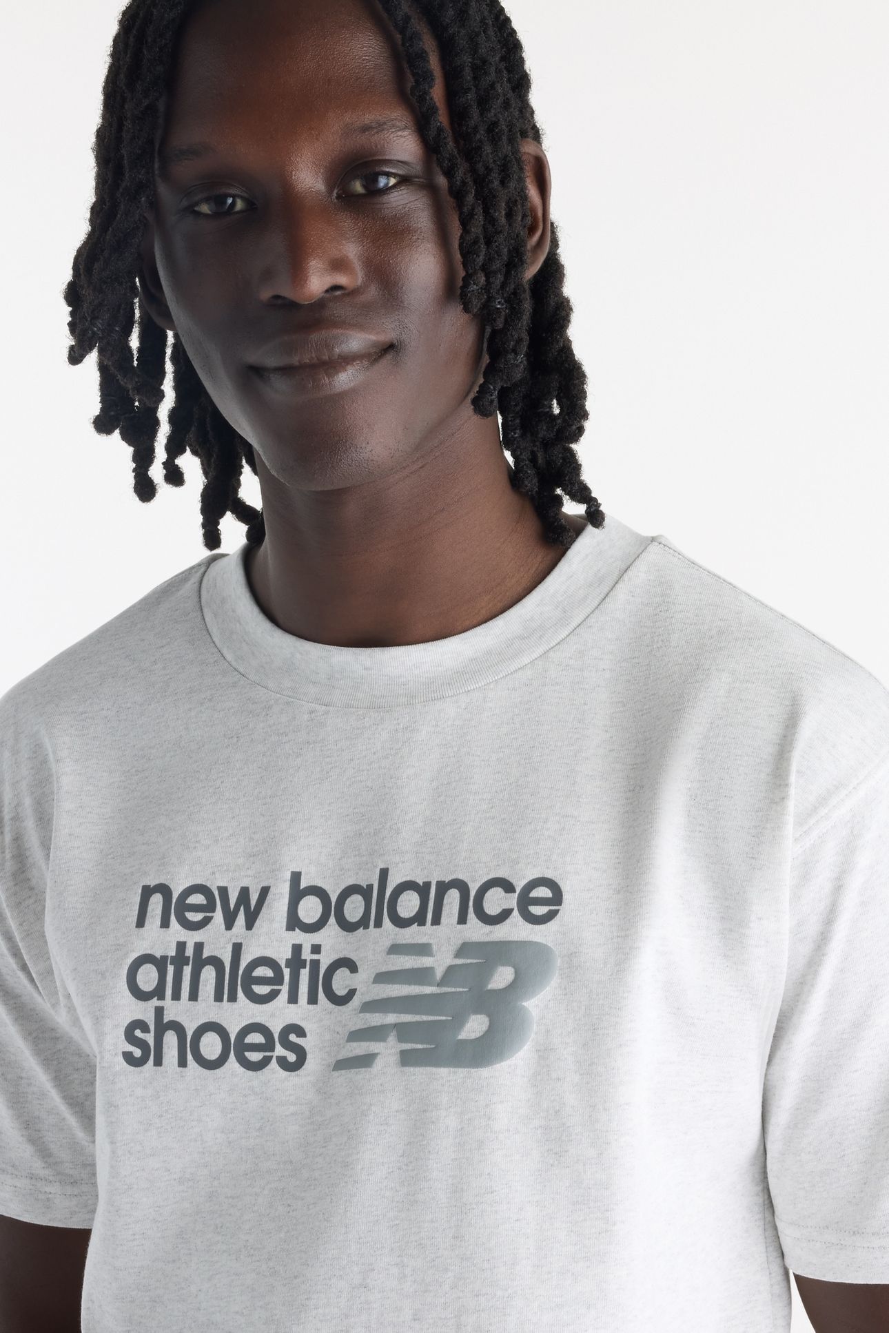 ATHLETICS PREMIUM RELAXED CHEST LOGO T-SHIRT ASH HEATHER 6