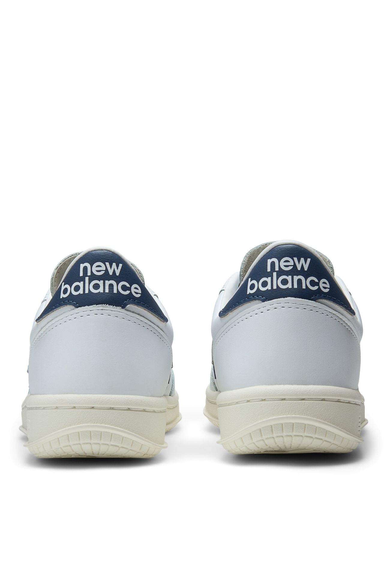 UNISEX T500 WHITE 6