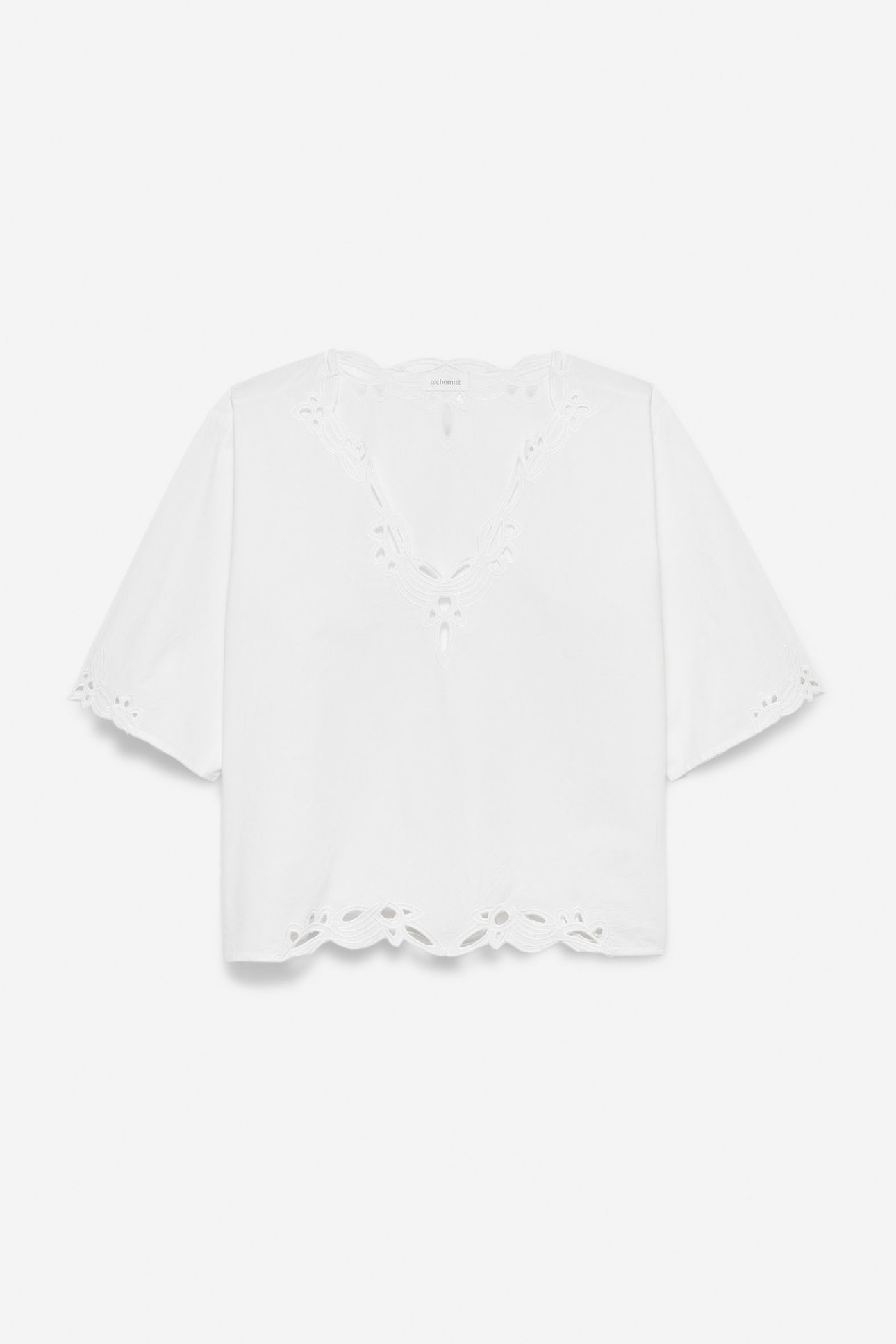 TOP AILA VERY WHITE 4
