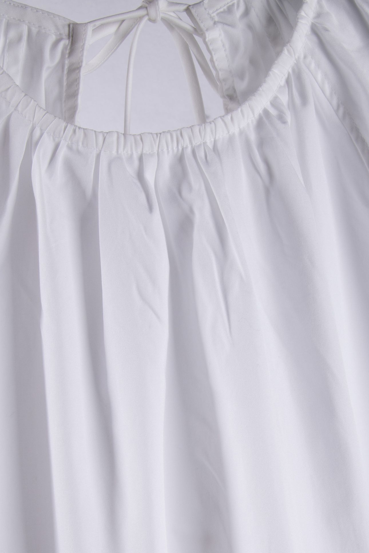 ICEBERG TOP WHITE 4